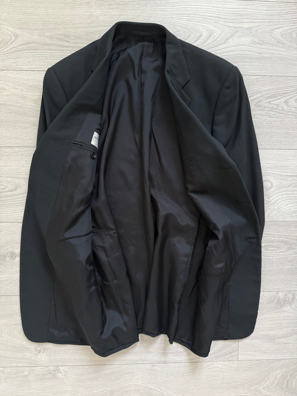 Armani 1990s 3B Draped Woven Wool Pleated Suit - Size L Jacket / 34" Waist