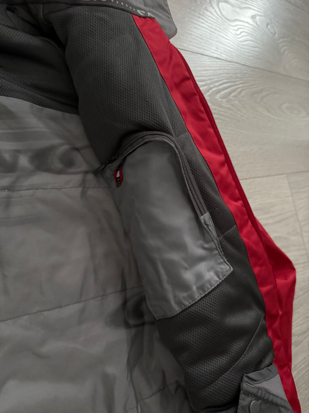 Salomon 2004 Insulated Waterproof Technical Jacket - Size S