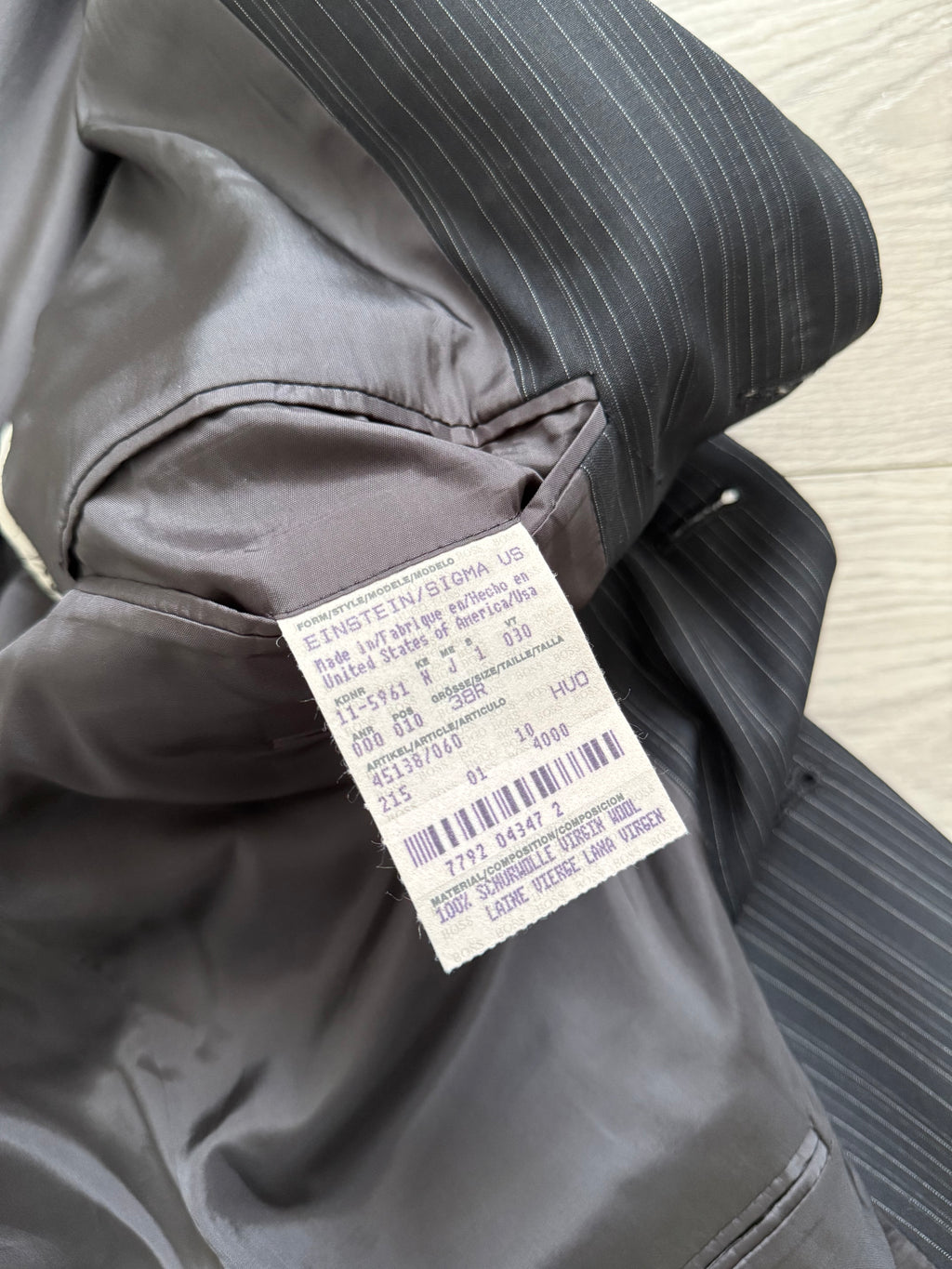 Hugo Boss 1990s 'Sigma' Striped Pleated Wool Suit Made in USA - Size M Jacket / 32" Waist