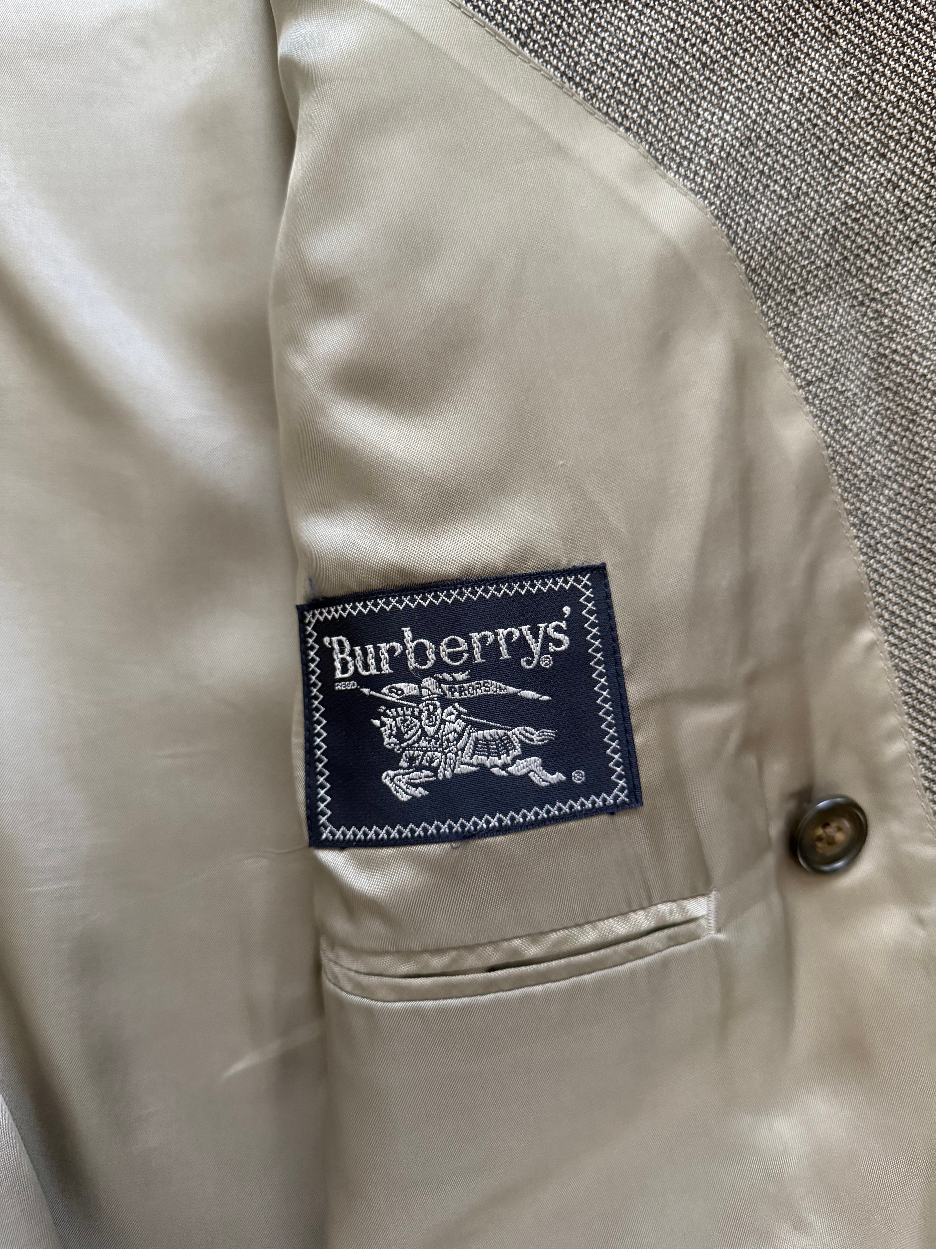 Burberry 1990s Peak Lapel Double Breasted Pleated Textured Taupe Grey Suit - Size M Jacket / 32" Waist