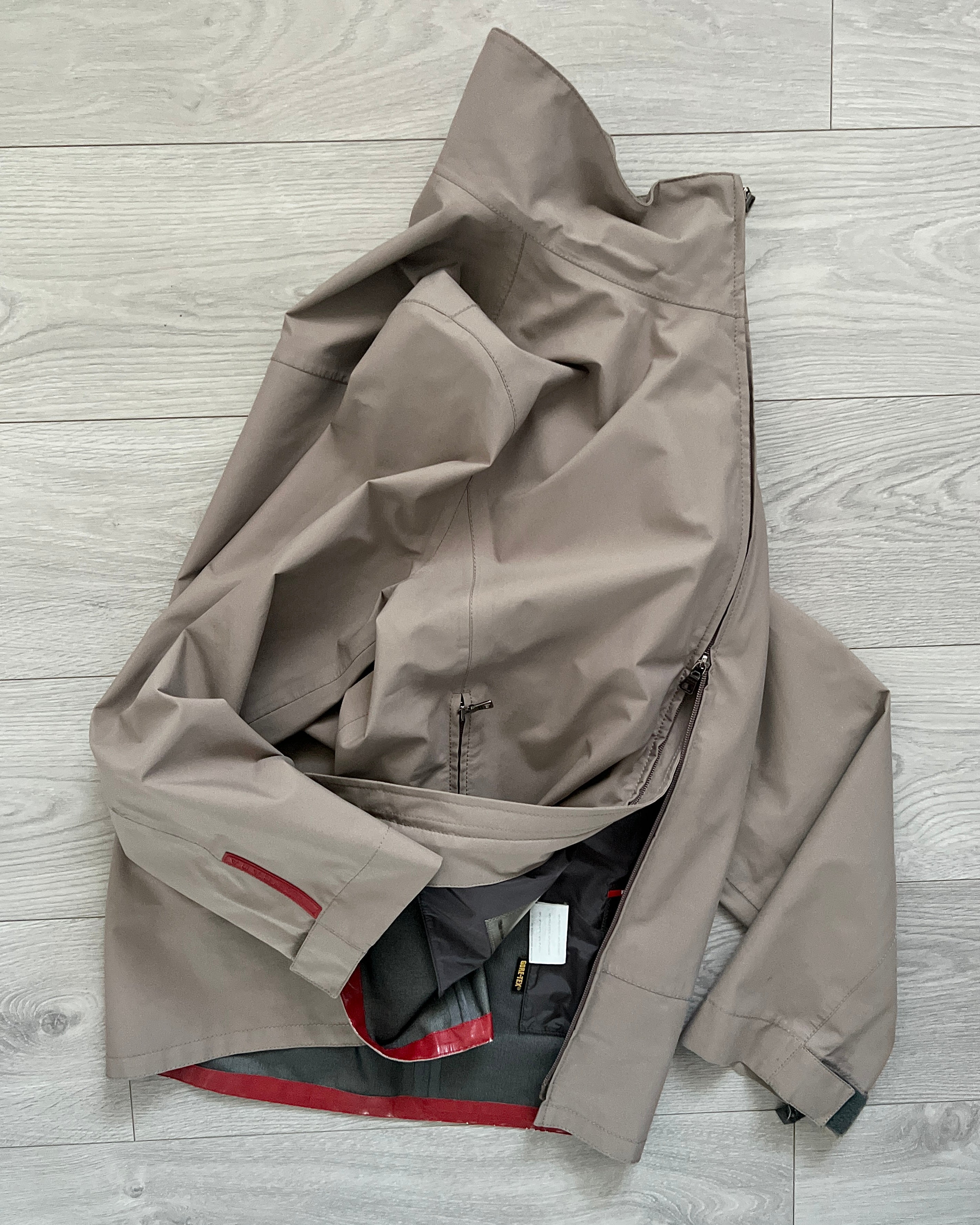 Prada Sport 00s Gore-Tex Technical Waterproof Jacket - Size M 
