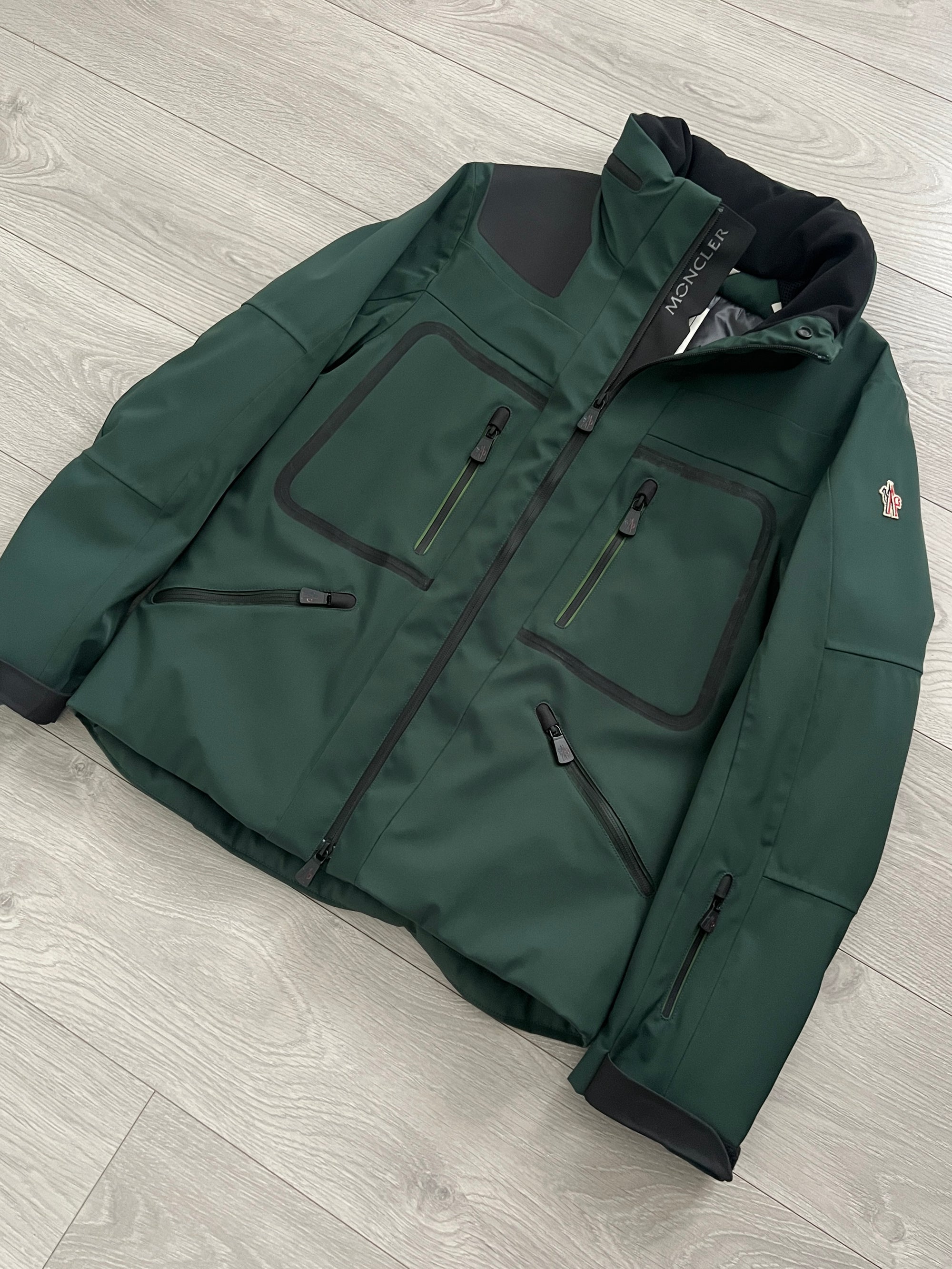 Moncler Grenoble Carmaux Technical Waterproof Insulated Jacket - Size M