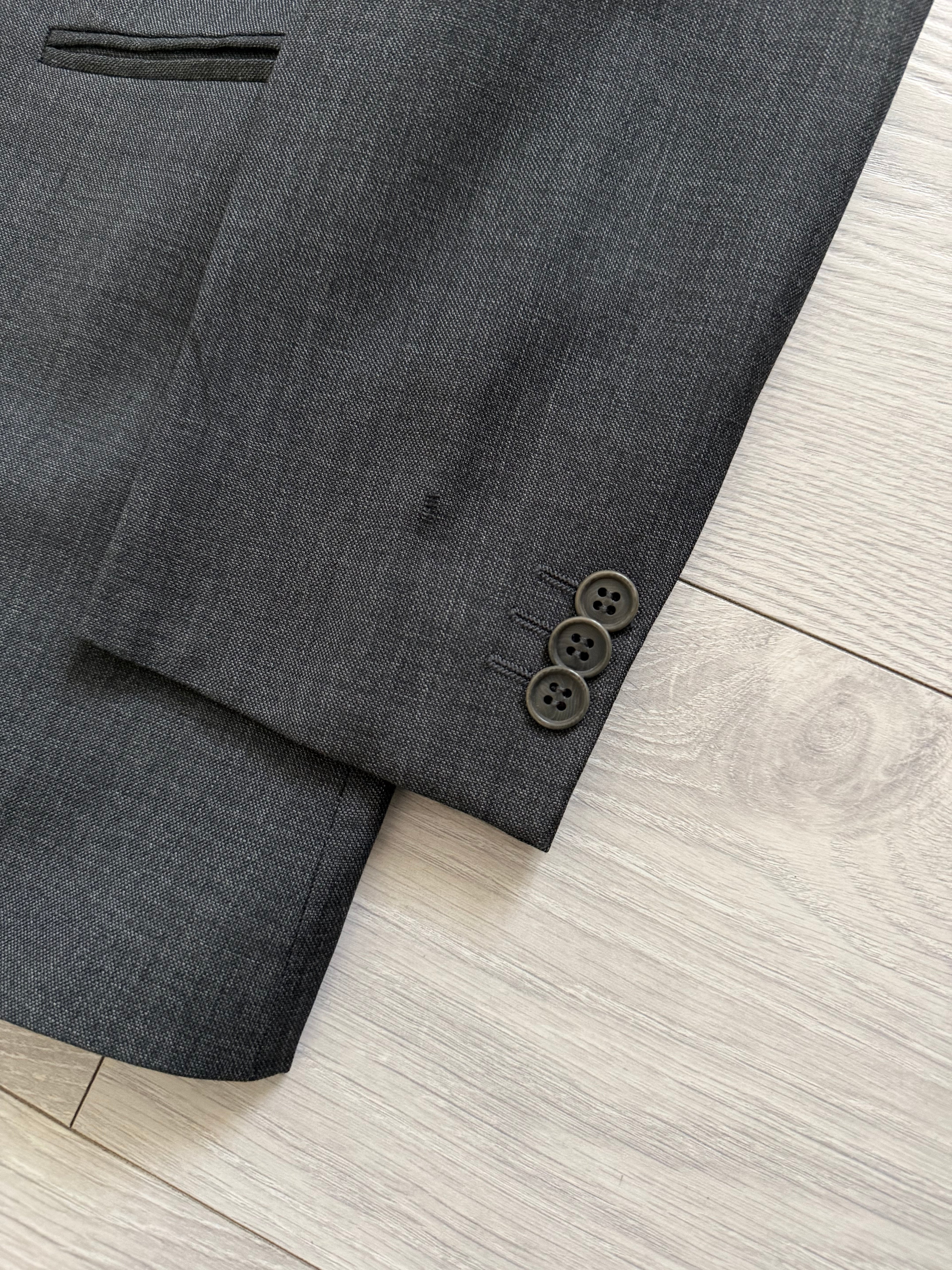 Emporio Armani 1990s 3B Grey Wool Suit - Size XL Jacket / 36" Waist