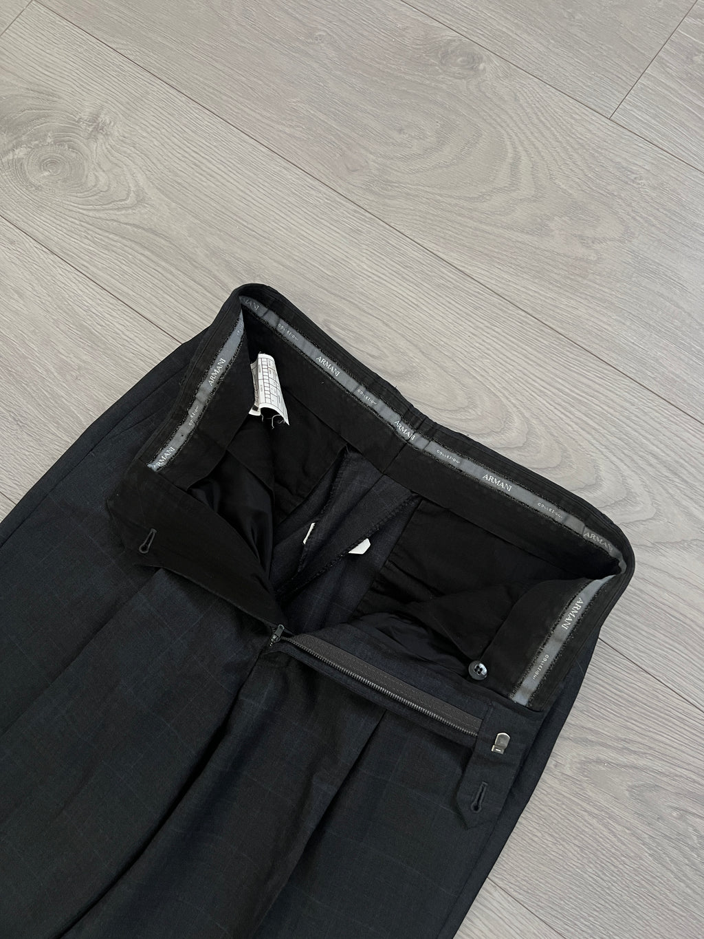 Armani 1990s Double-Breasted Relaxed Pleated Suit - Size S Jacket / 30" Waist