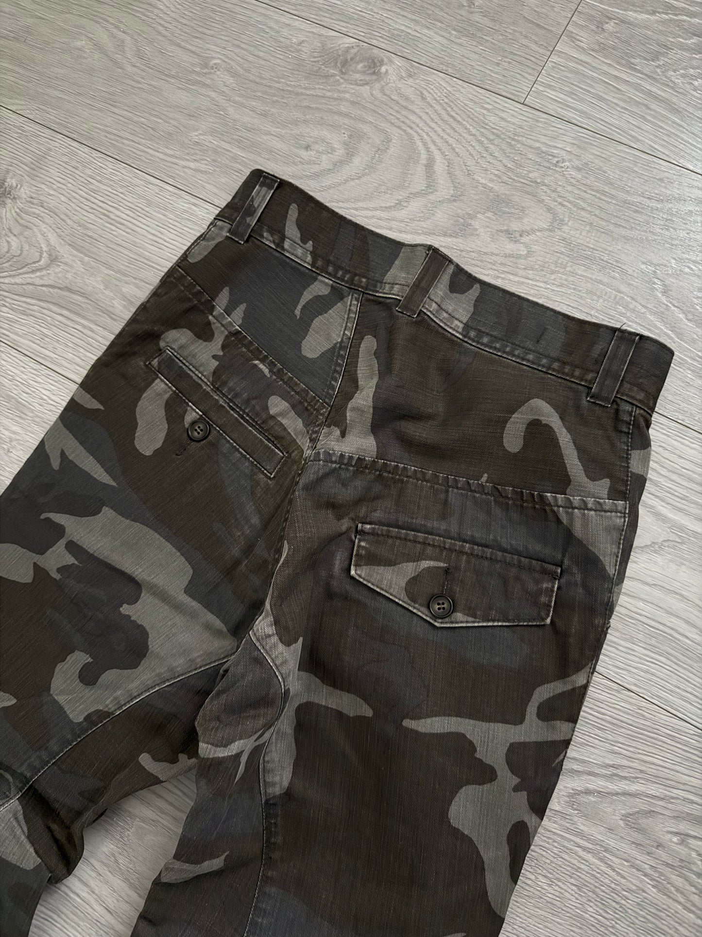 Final Home 2003 Asymmetrical Fly Camo Pants - Size 30