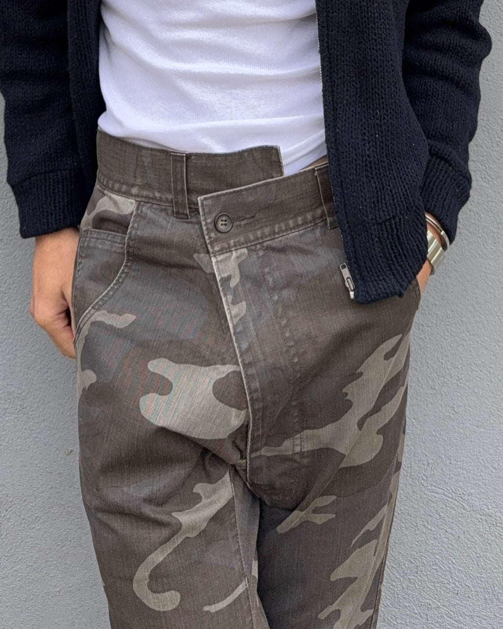 Final Home 2003 Asymmetrical Fly Camo Pants - Size 30