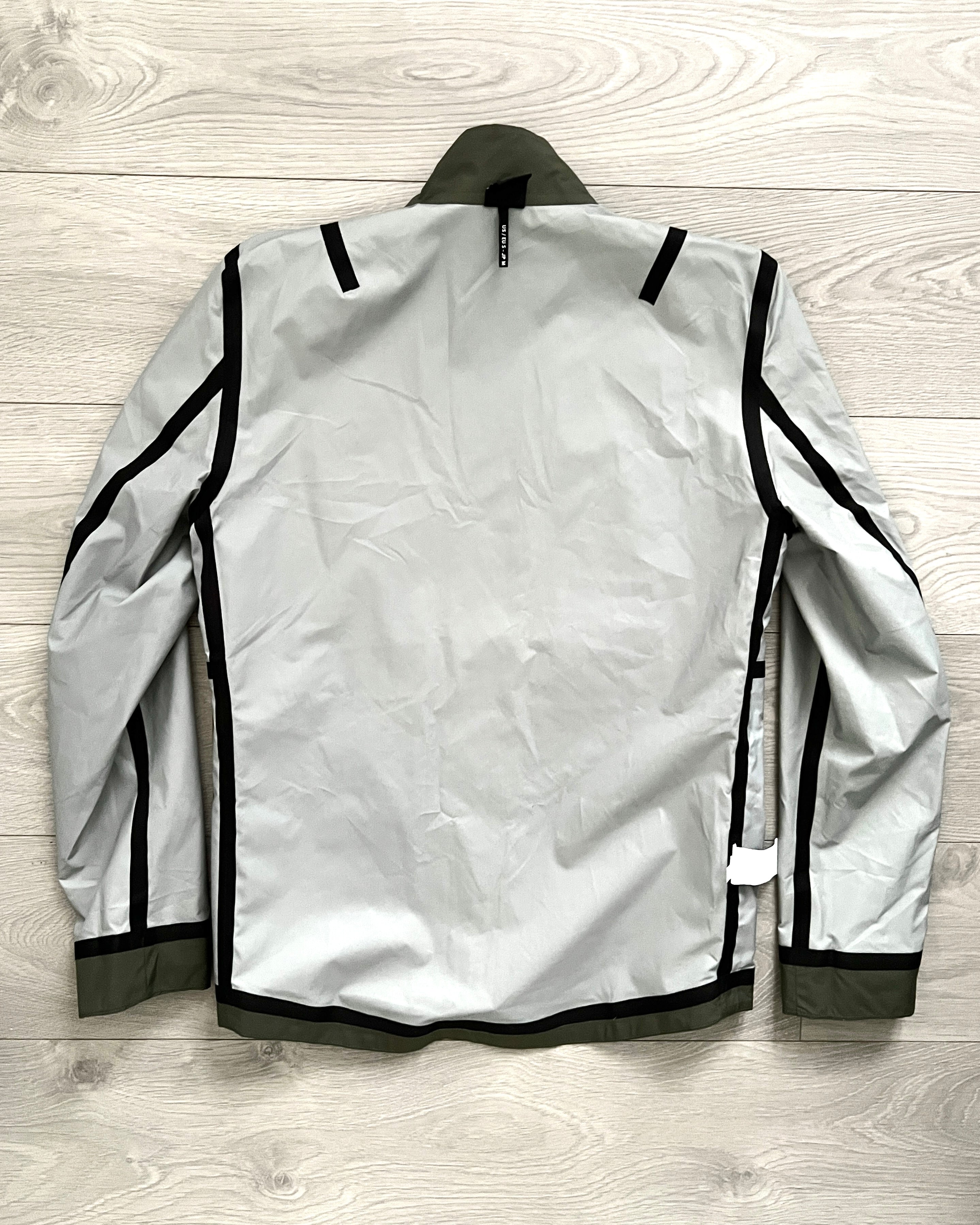 Oakley 2017 Magnetic Latch Stealth Jacket - Size S