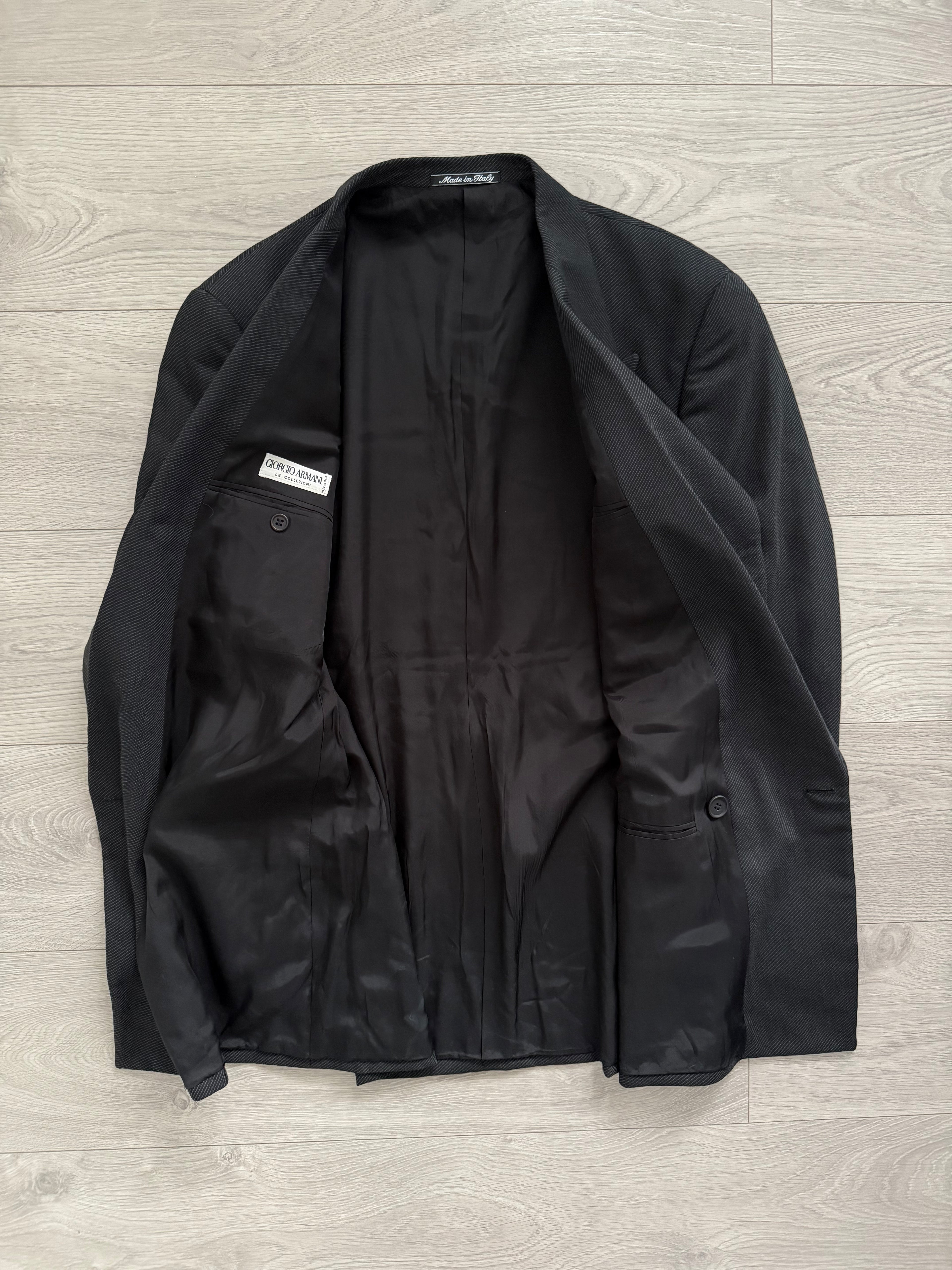 Giorgio Armani 1980s Double Breasted Pleated Wool Suit Charcoal Grey New - Size L Jacket / 32" Waist