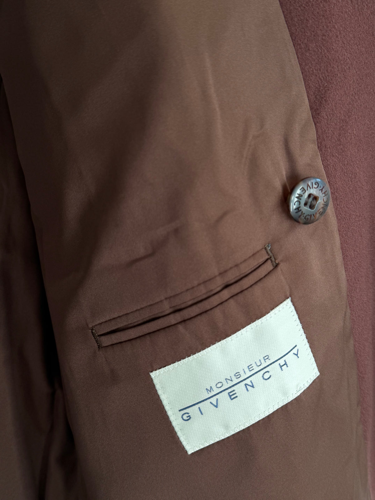 Givenchy 1980s Peaked Lapel Double Breasted Bugundy Wine Wool Cashmere Sport Jacket Blazer  - Size XL