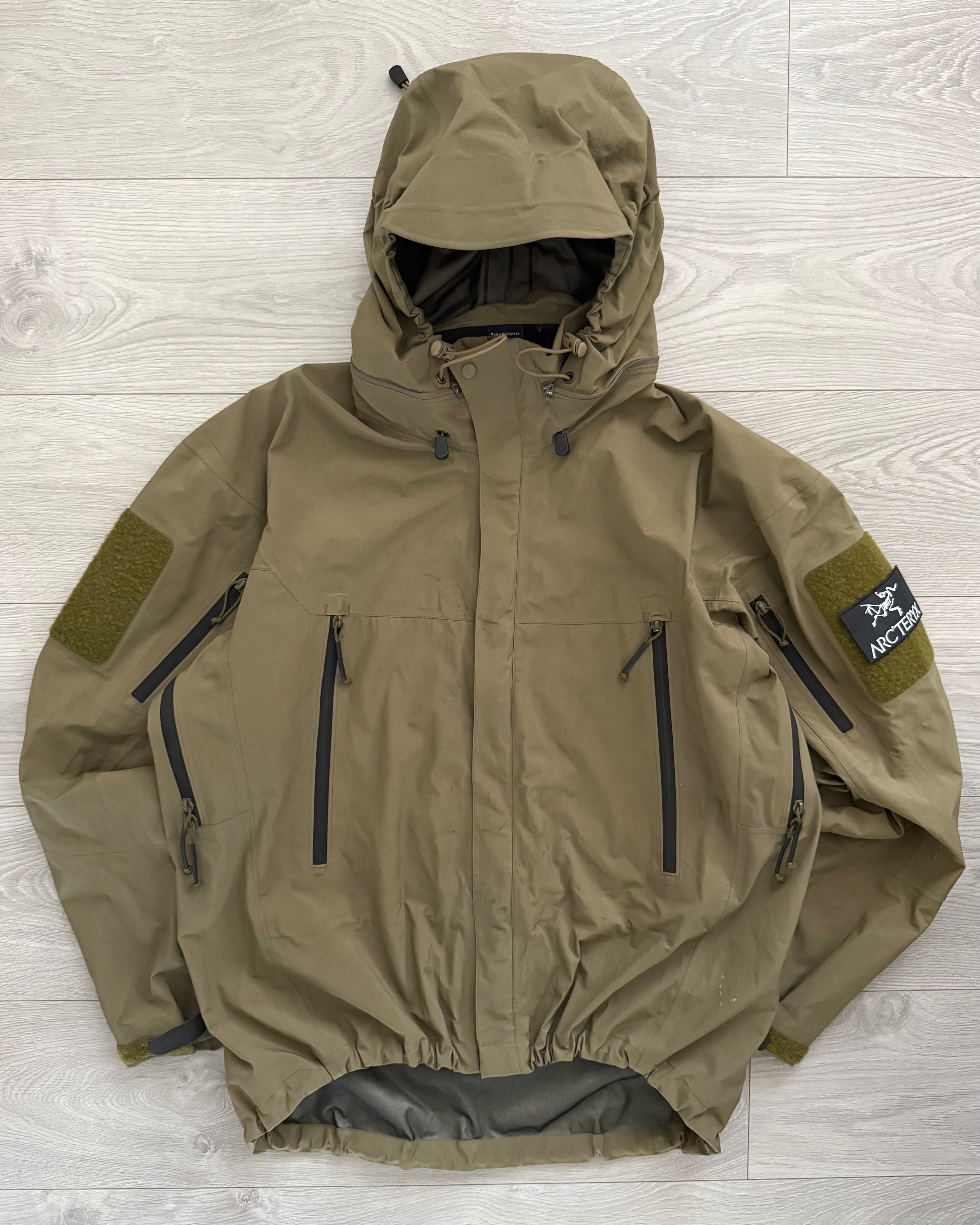 Arcteryx LEAF Alpha GEN 1 GoreTex Jacket Crocodile & Patch - Size