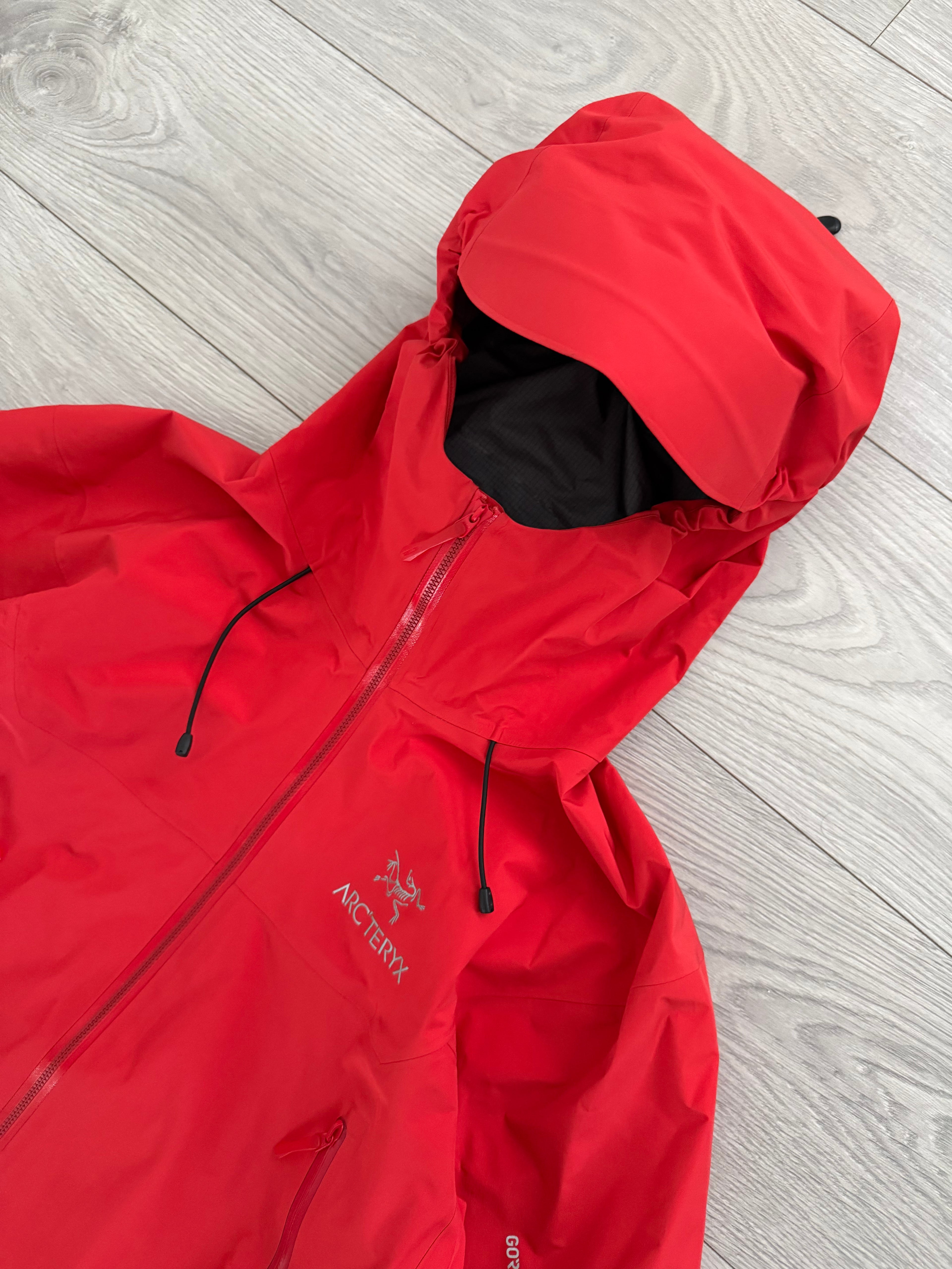 Arc'teryx Beta LT GoreTex Pro Waterproof Jacket - Size S