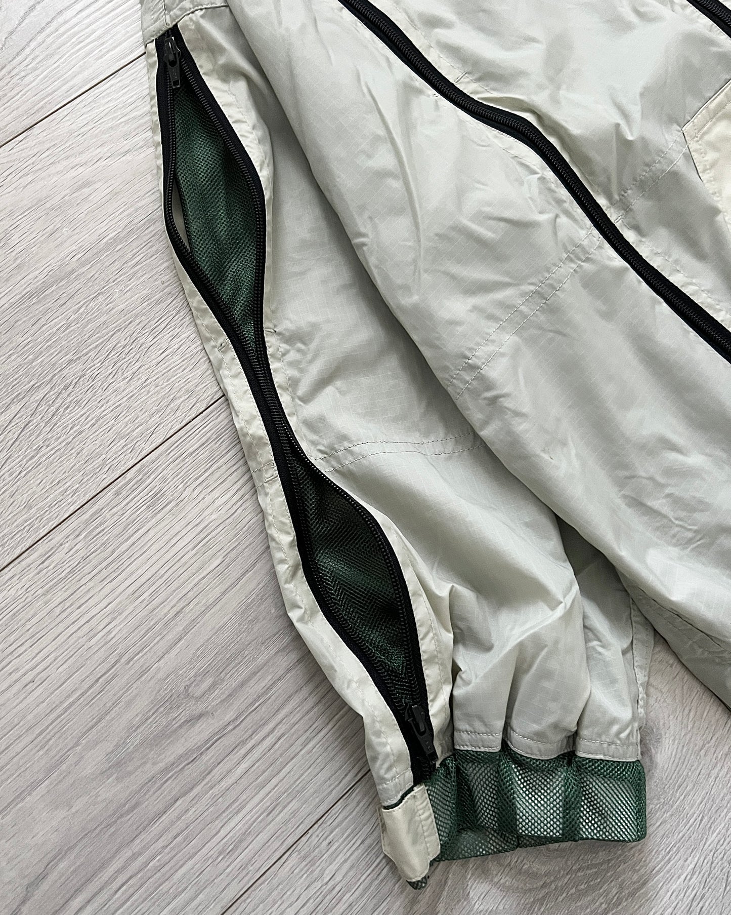 Final Home Early 00s Translucent White Green Survival Nylon Jacket - Size XL