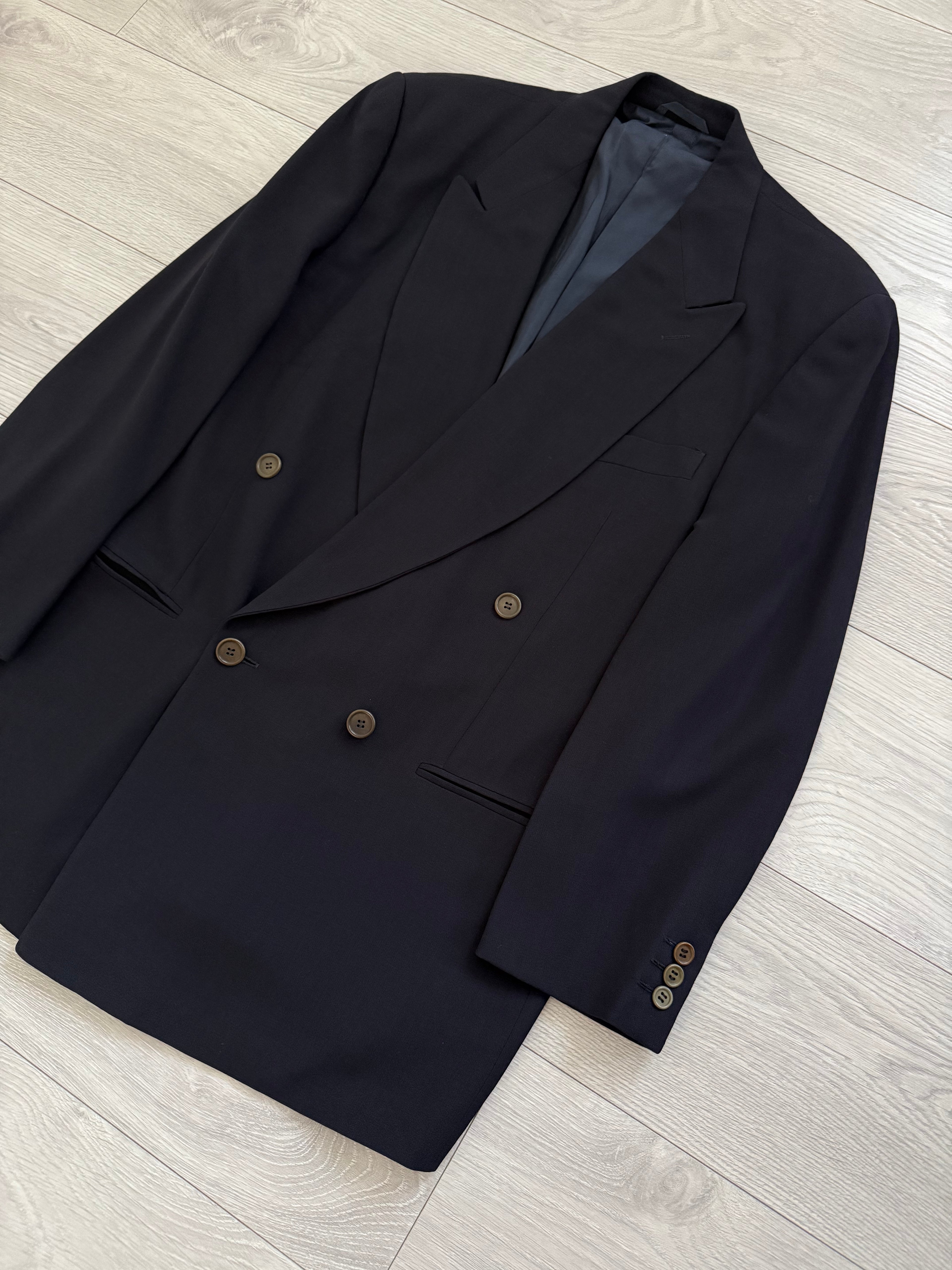 Giorgio Armani 1990s Black Label Peaked Lapel Double Breasted Navy Wool Pleated Draped Suit - Size L Jacket / 34" Waist