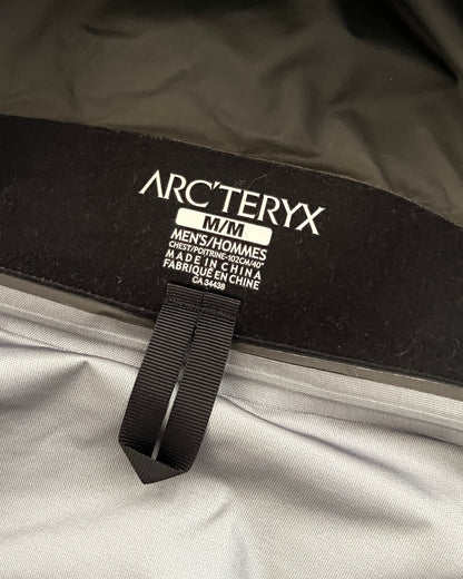 Arcteryx Beta SL Hybrid GoreTex Jacket - Size M