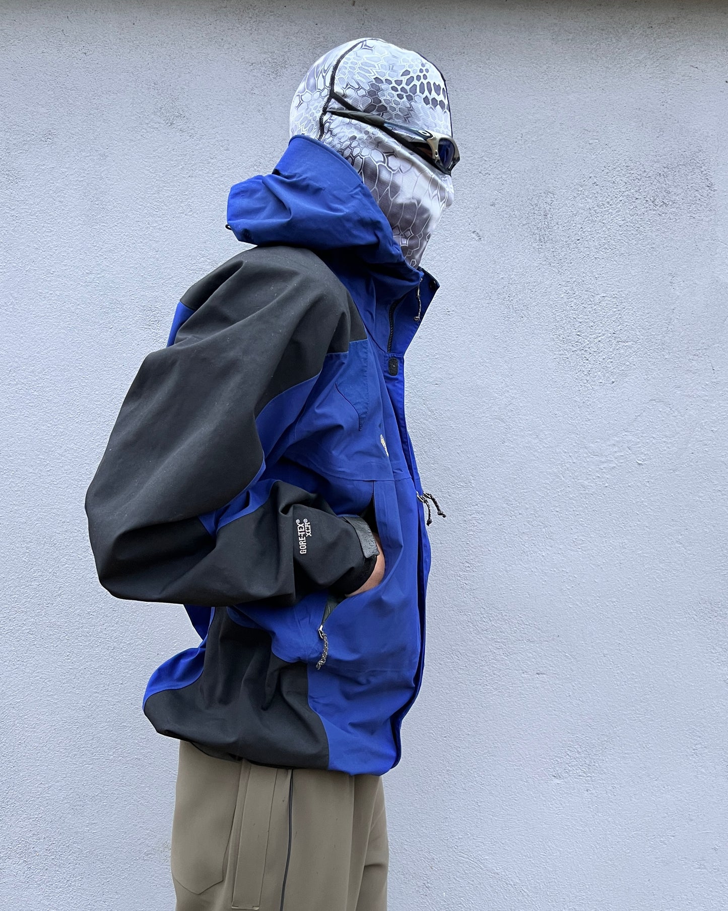 Mountain Hardwear 00s Gore-Tex XCR Technical Jacket - Size XL