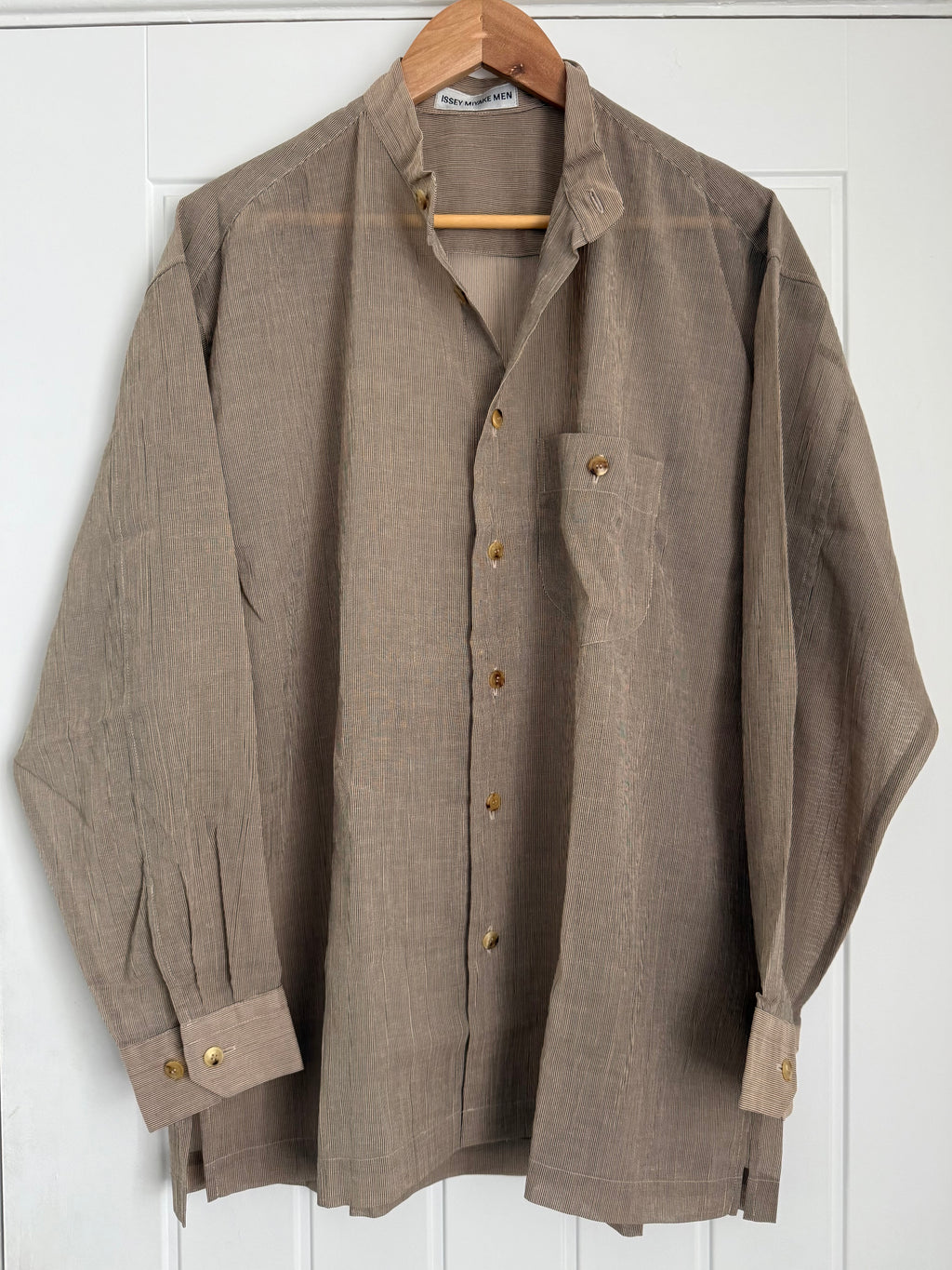 Issey Miyake 1990s Nehure Collar Taupe Relaxed Shirt - Size L