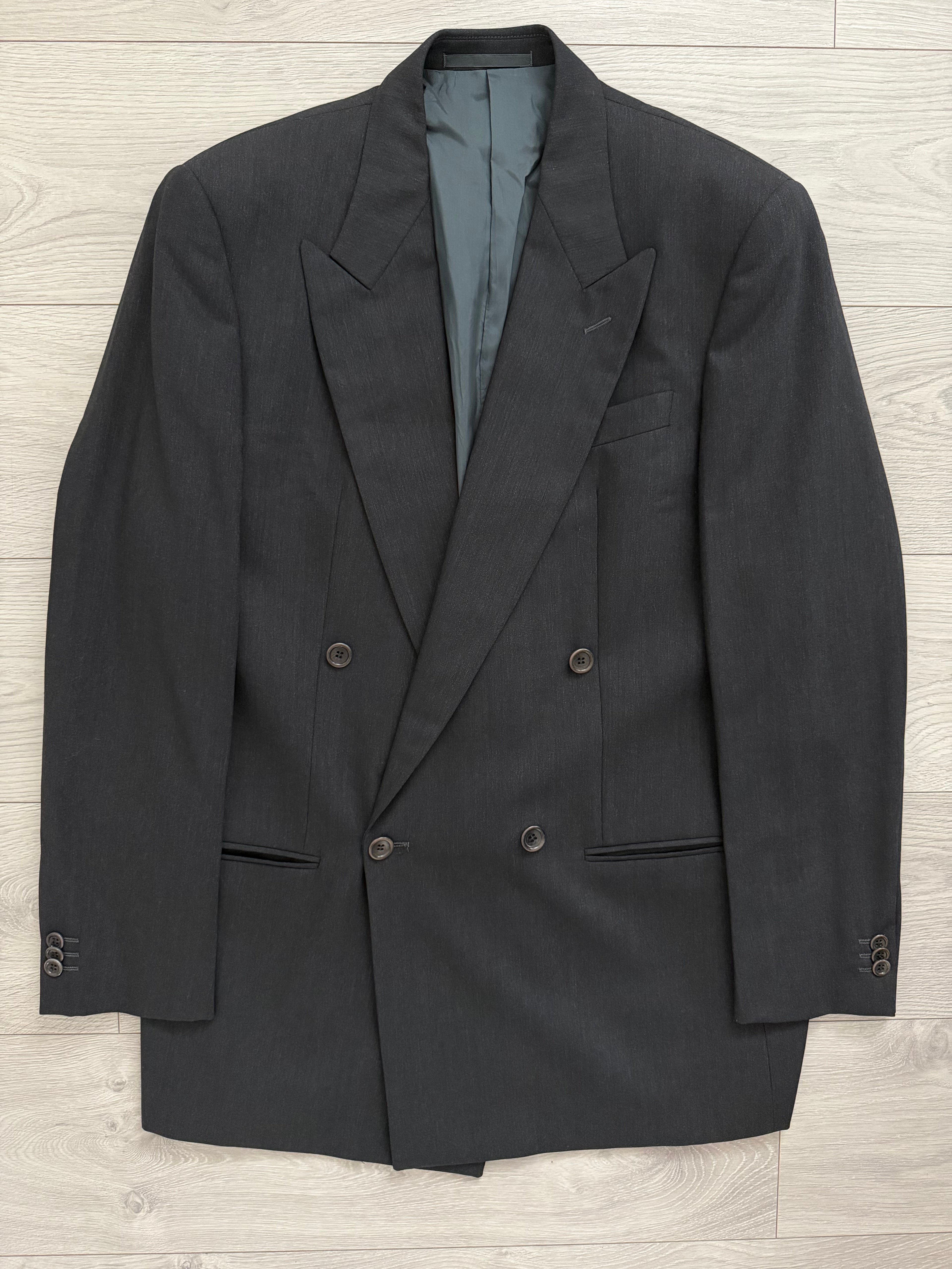 Armani 1990s Peaked Lapel Double Breasted Pleated Wool Suit Charcoal Grey - Size L Jacket / 33" Waist