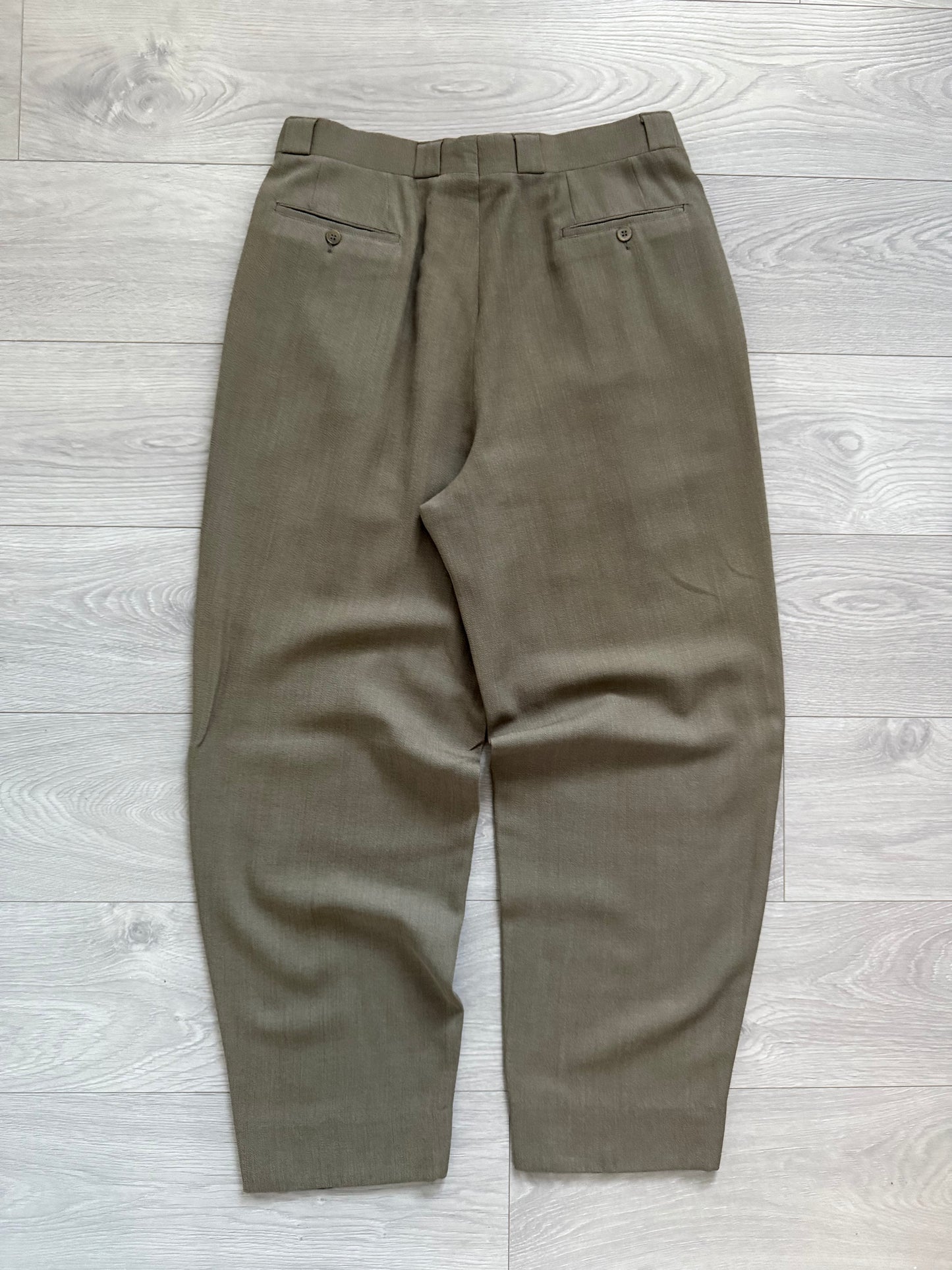 Giorgi Armani 1980s Pleated Double-Breasted Suit - Size L Jacket / 34" Waist