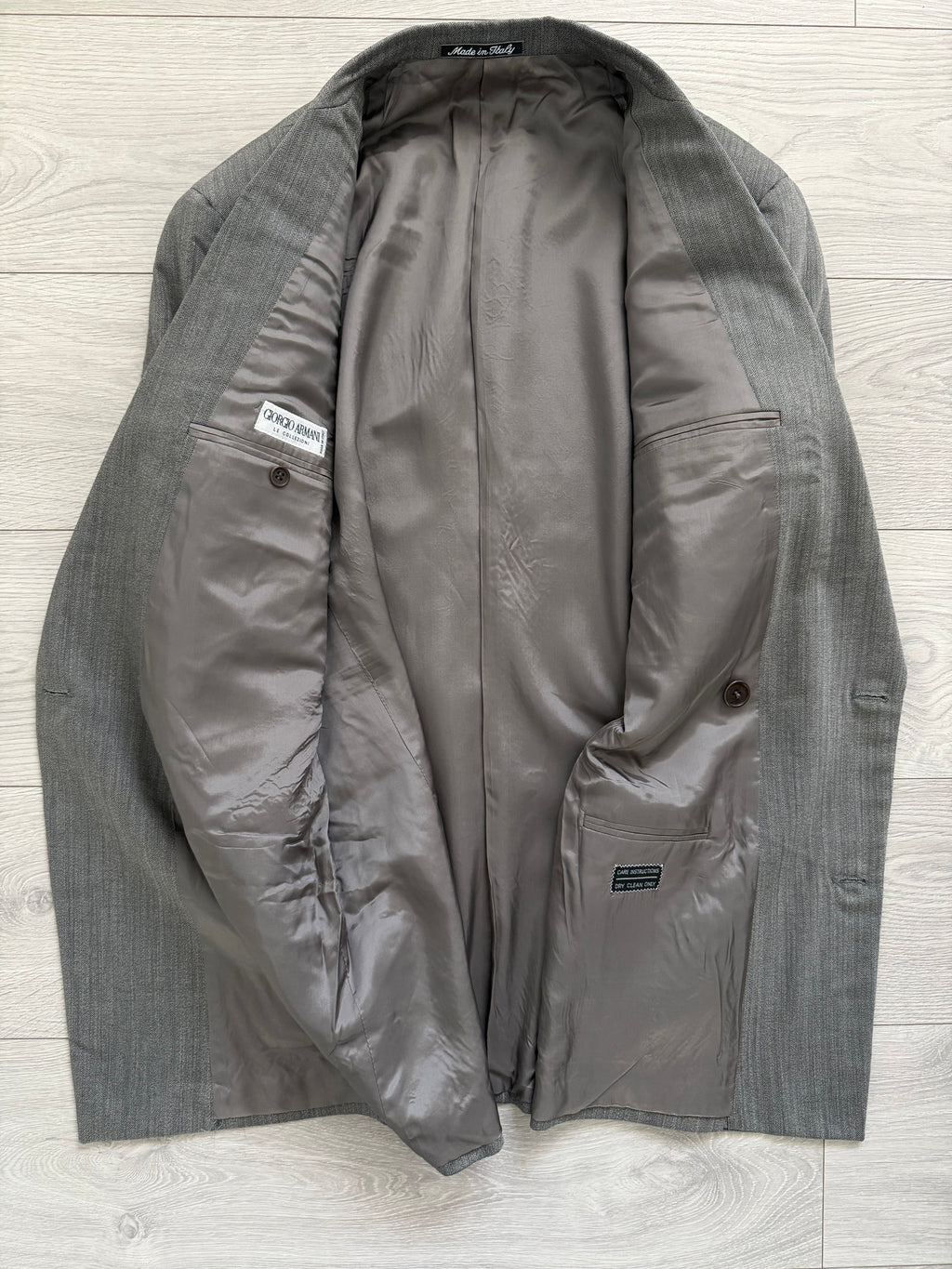 Giorgio Armani 1980s Peaked Lapel Double Breasted Herringbone Wool Grey Suit - Size M Jacket / 32" Waist