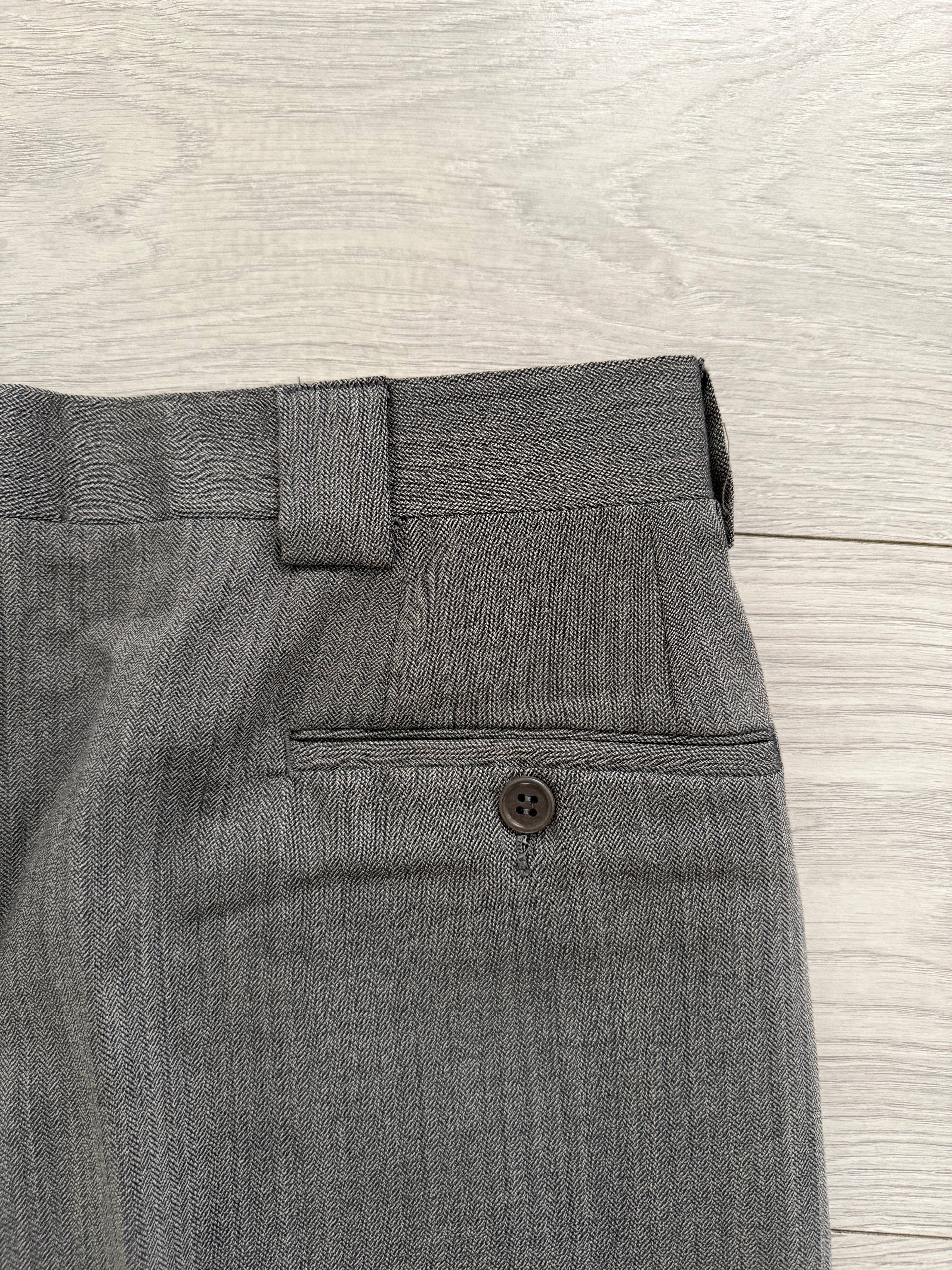 Giorgio Armani 1980s Peaked Lapel Double Breasted Herringbone Wool Grey Suit - Size M Jacket / 32" Waist