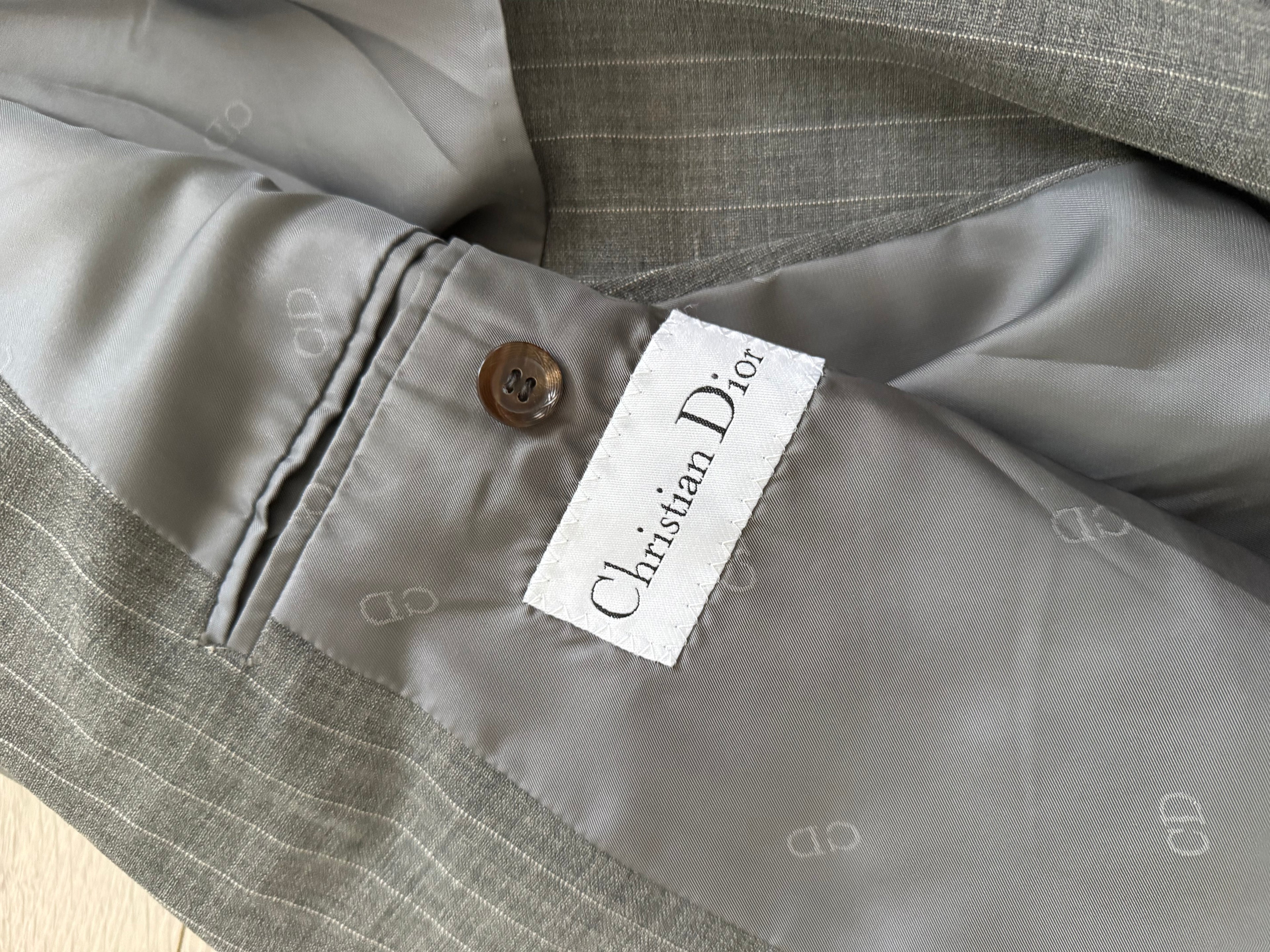 Dior 1980s Peak Lapel Double Breasted Pleated Grey Pinstriped Lightweight Suit - Size L Jacket / 33" Waist