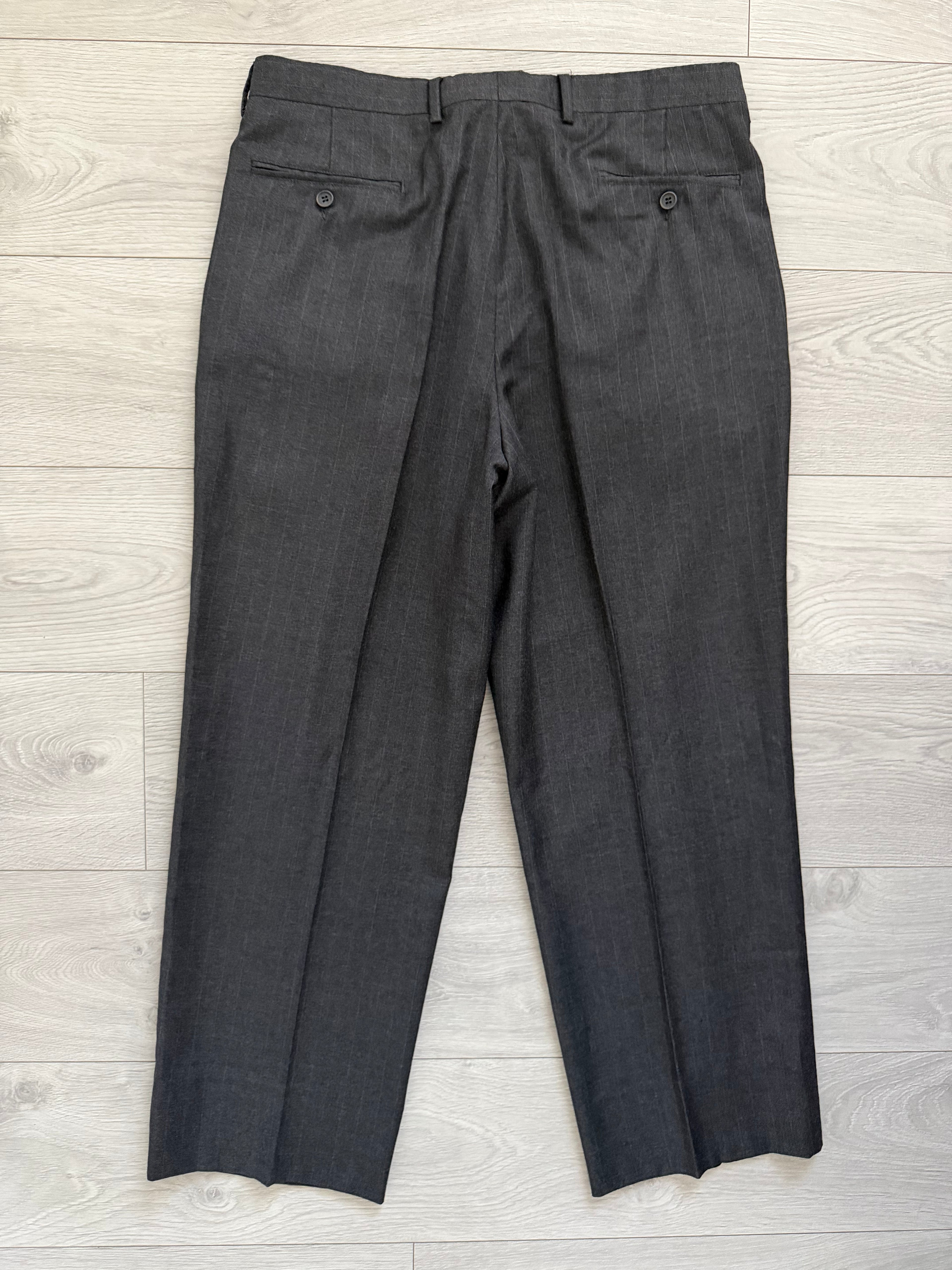 Emporio Armani 1990s 3B Double Pleat Pinstripe Grey Wool Suit - Size XL Jacket / 36" Waist
