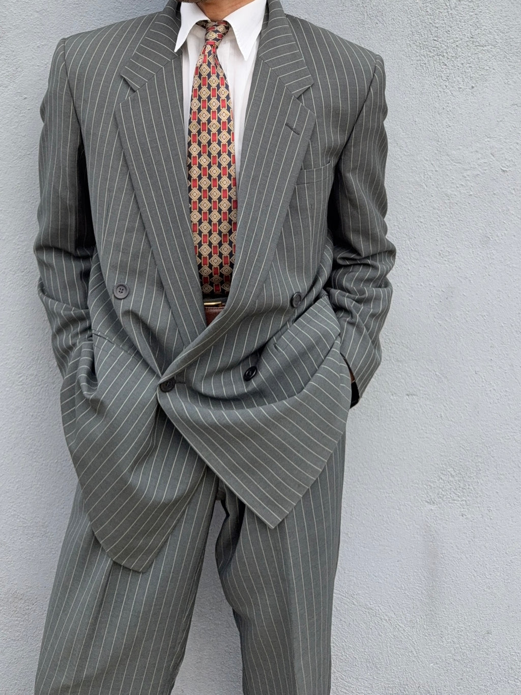 Versace 1980s Notch Lapel Double Breasted Pleated Wool Striped Grey Suit - Size L Jacket / 34" Waist