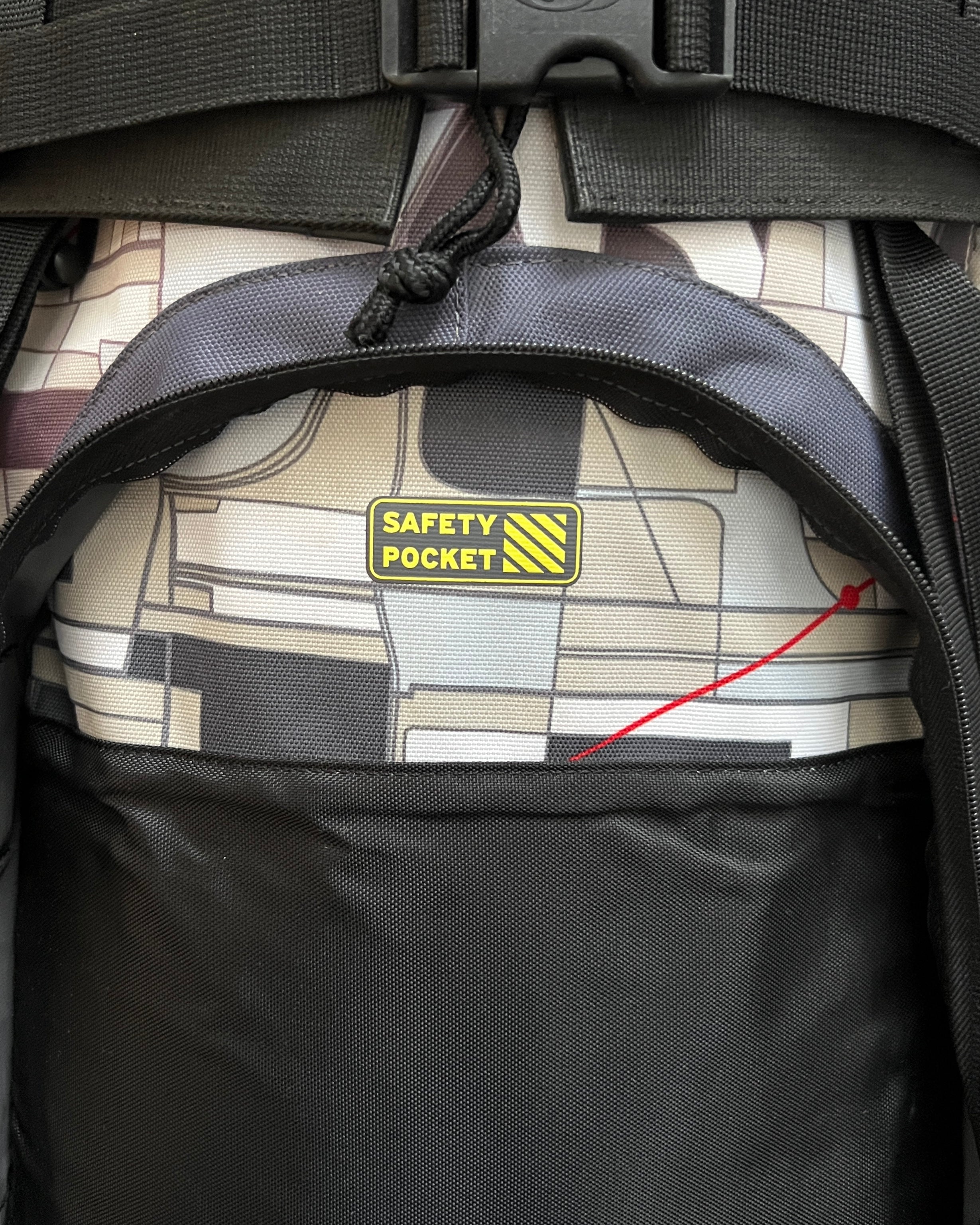 Salomon 00s Large Technical Utility Rucksack