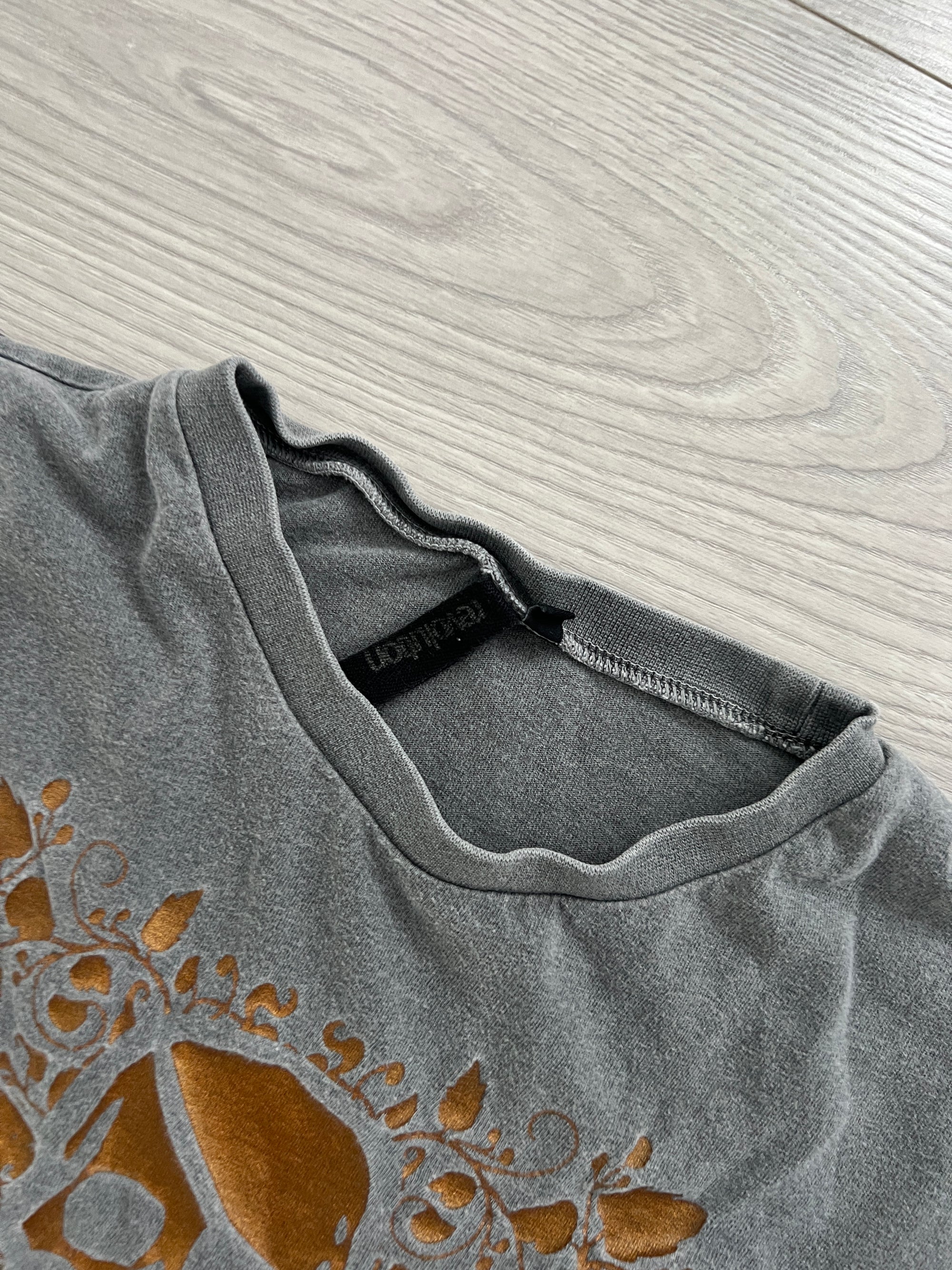 Revolution Skull Print Distressed T-Shirt - Size S