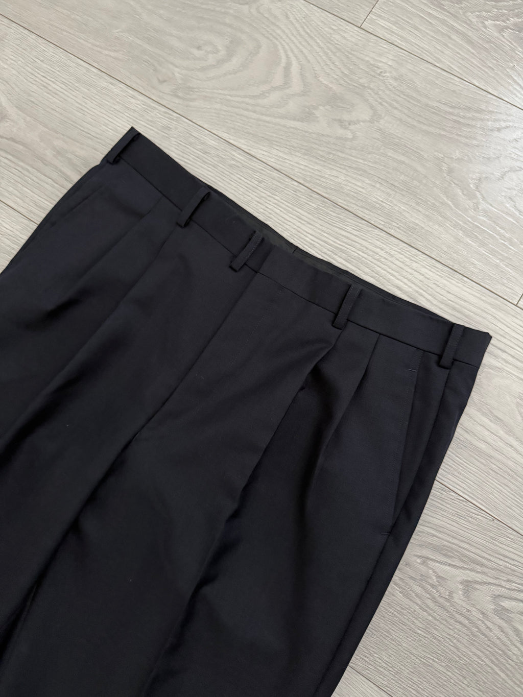 Doremuil Fabric Double Breasted Pleated Wool Suit - Size XL Jacket / 36" Waist