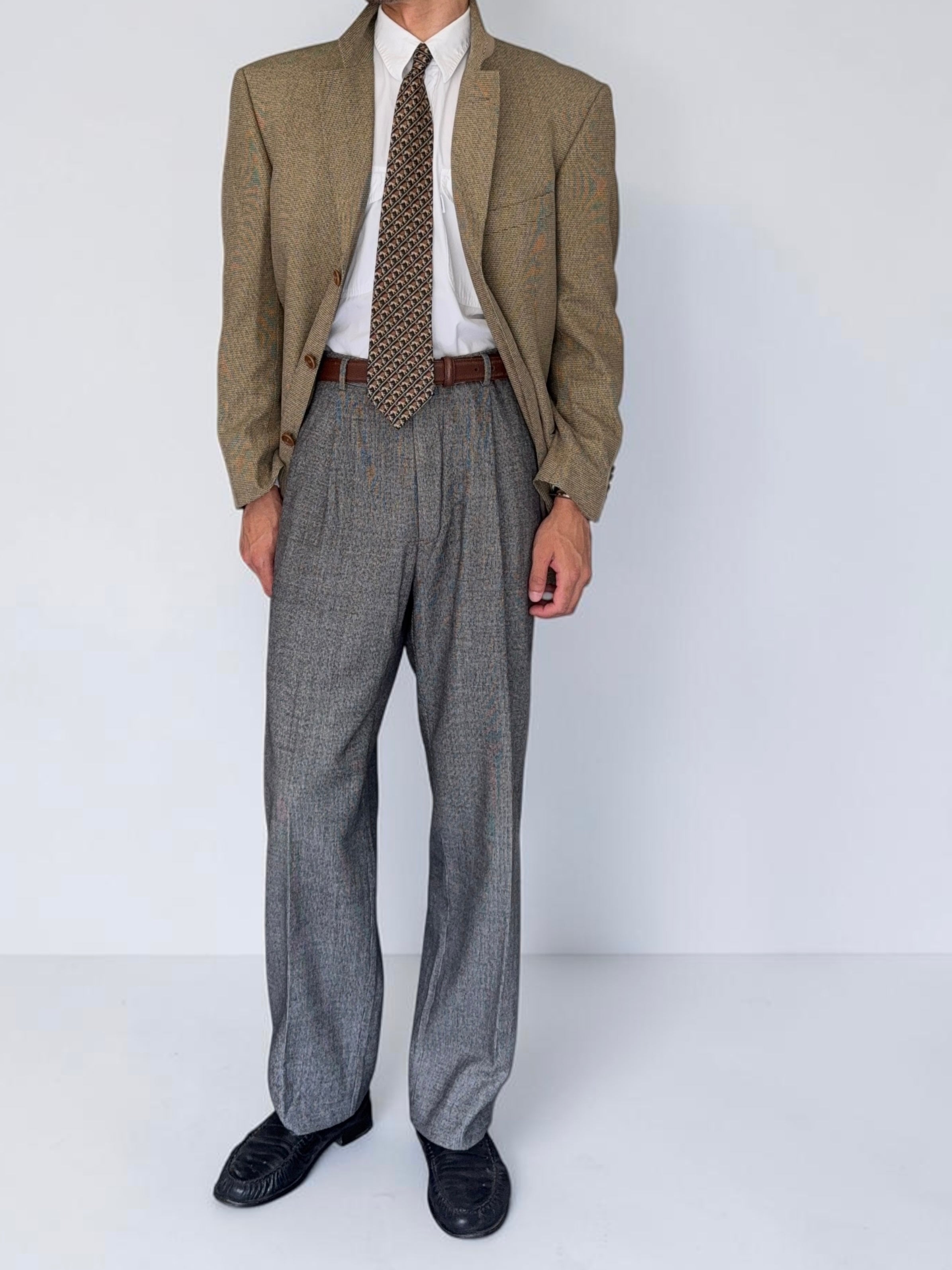 Armani 2000s Pleated Grey Wool Pants - Size 34" Waist