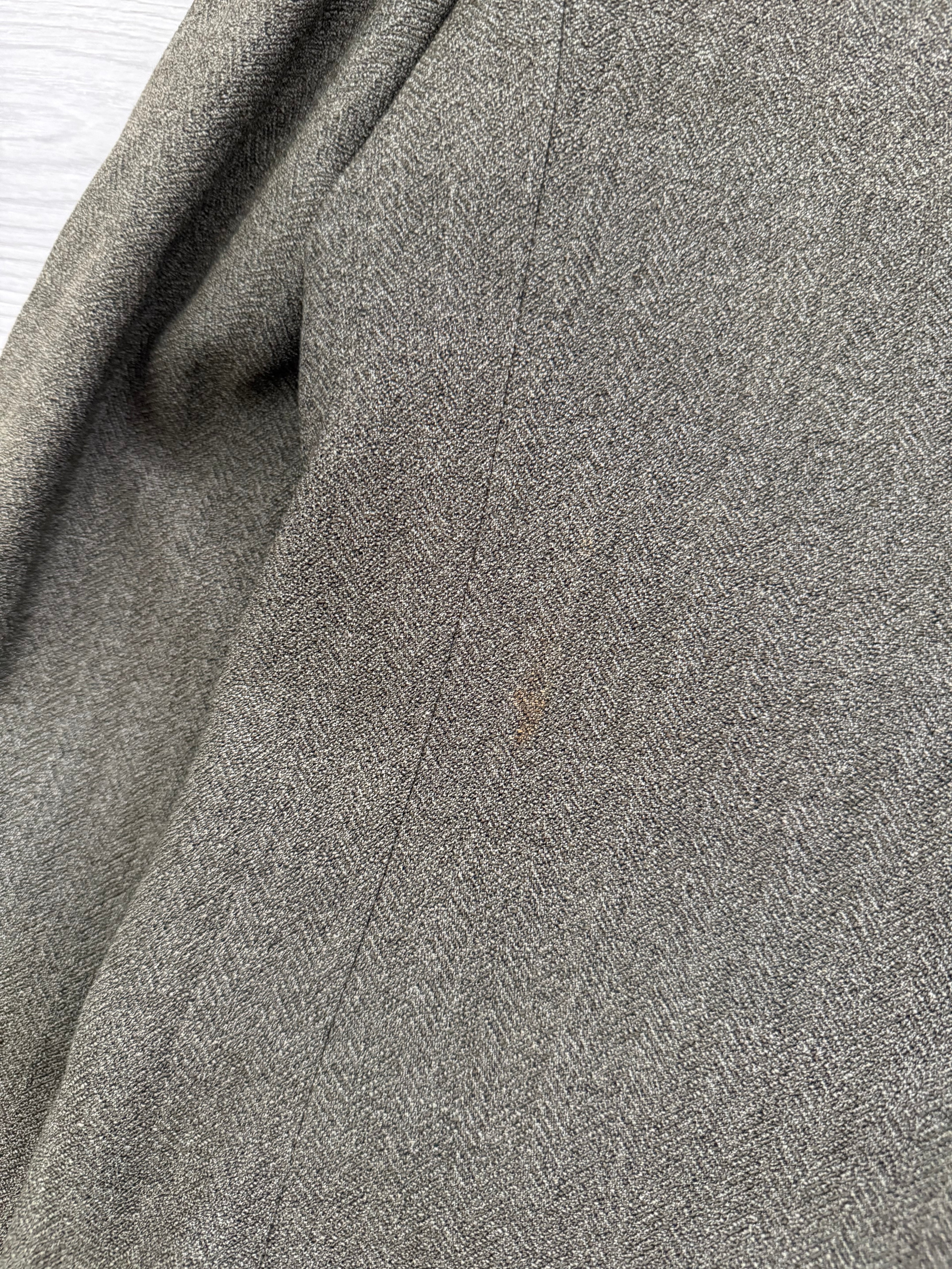 Calvin Klein 1990s 2B Herringbone Wool Double Pleat Suit Khaki Green - Size M Jacket / 32" Waist