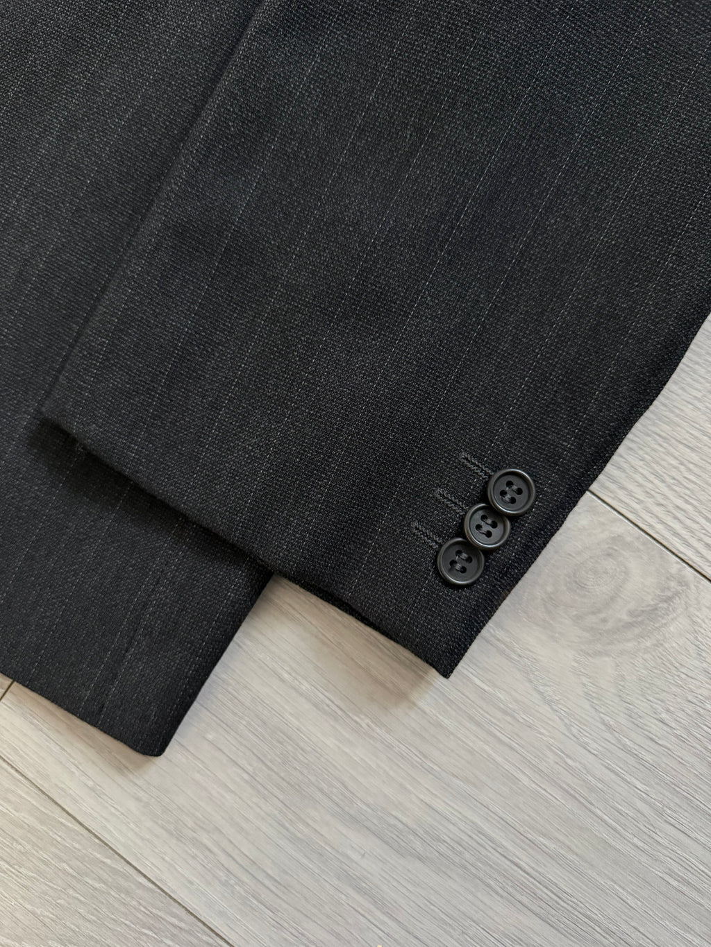 Giorgio Armani 1980s 3B Draped Textured Pleated Wool Suit Grey - Size XXL Jacket / 38" Waist