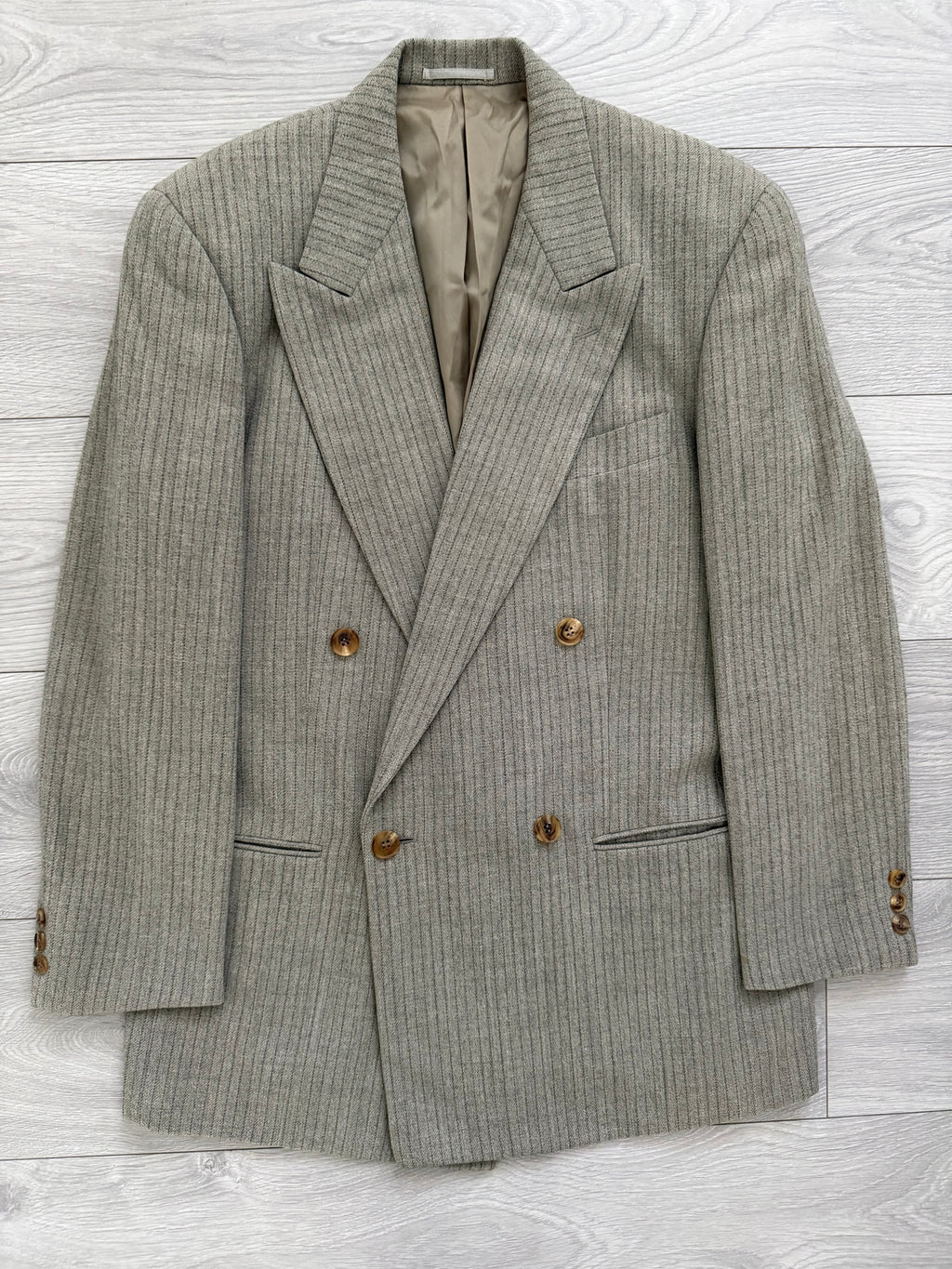 Basile 1980s Torello Viera Fabric Peaked Lapel Double Breasted Pleated Wool Suit - Size M Jacket / 31" Waist