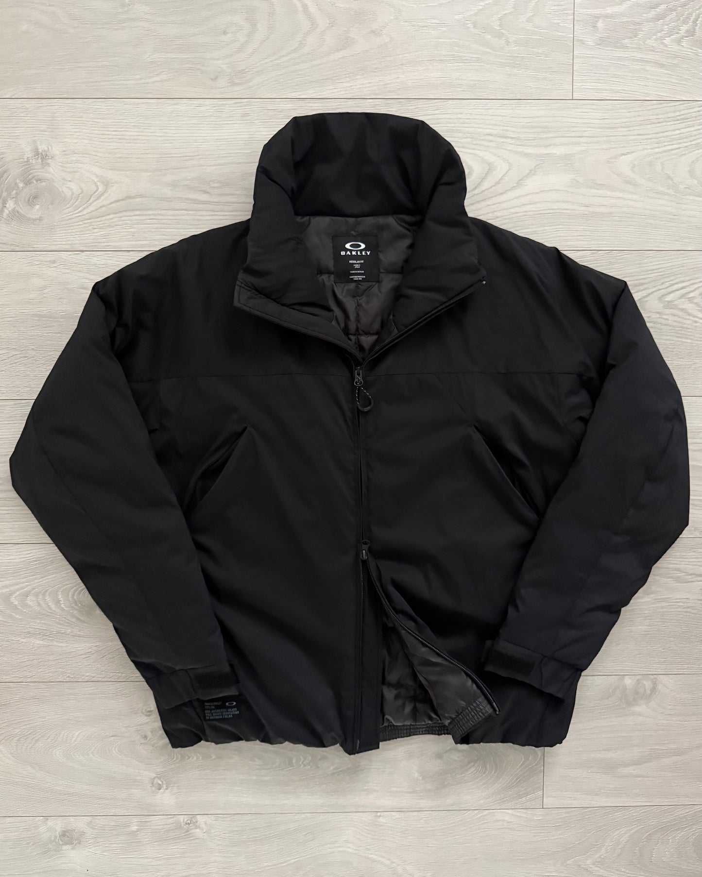 Oakley Puffer Jacket - Size M