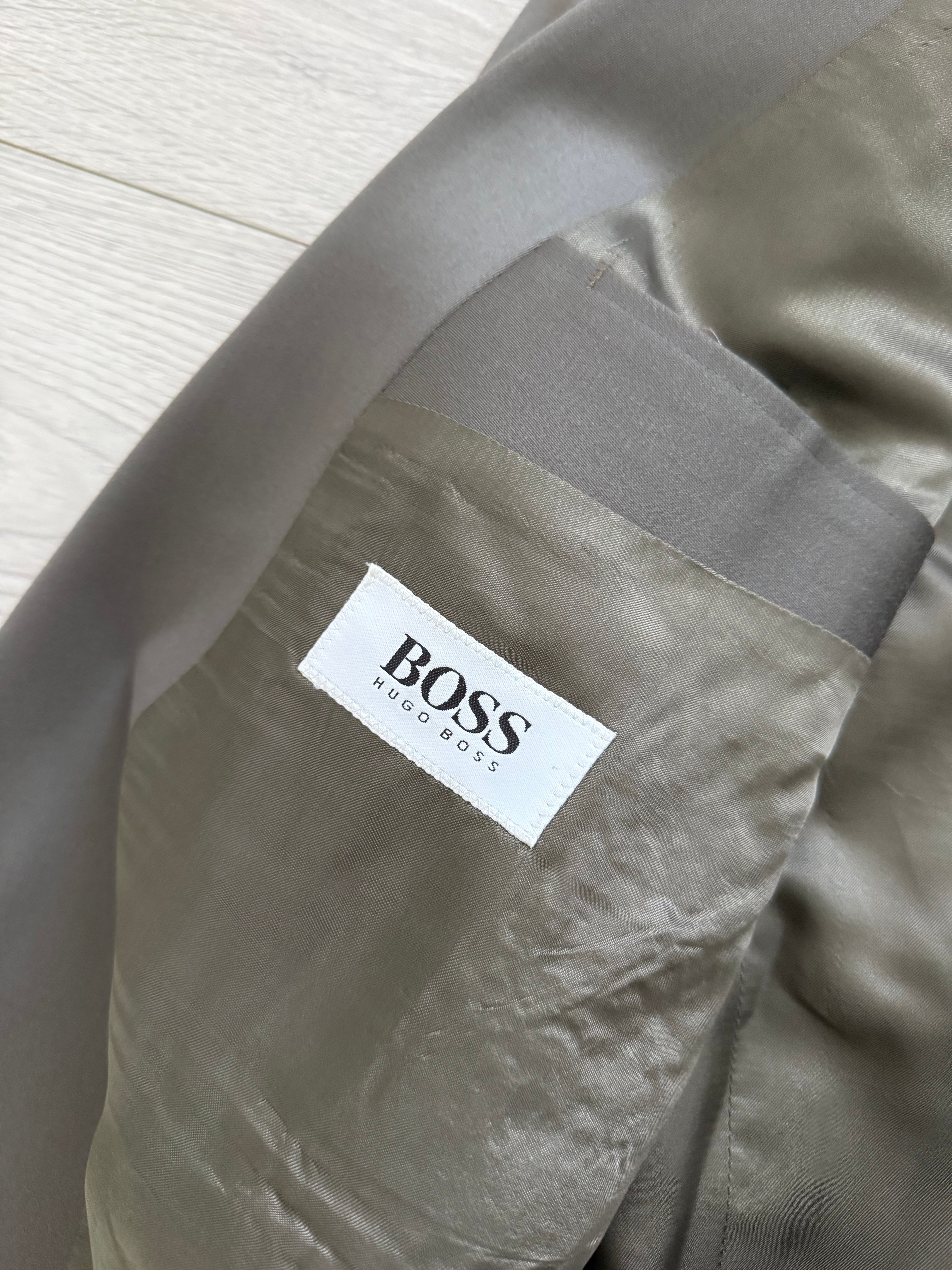 Hugo Boss 1980s 'Mitford' Peak Lapel Double Breasted Pleated Taupe Green Suit - Size L Jacket / 30" Waist