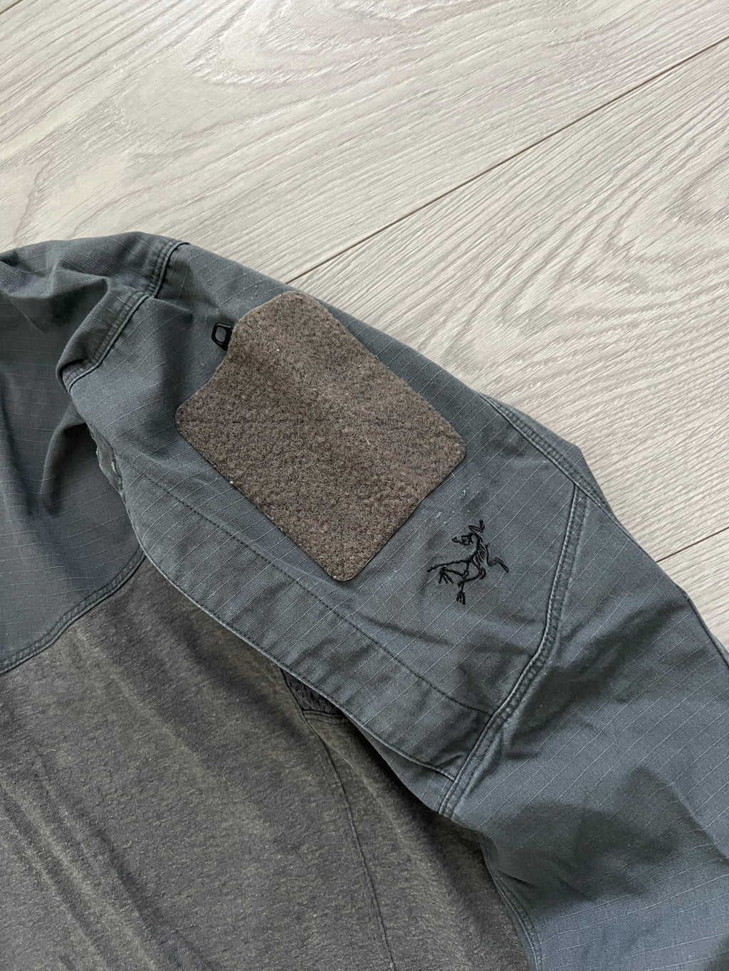 Arcteryx LEAF Assault AR Combat Shirt Wolf Grey - Size S & XL