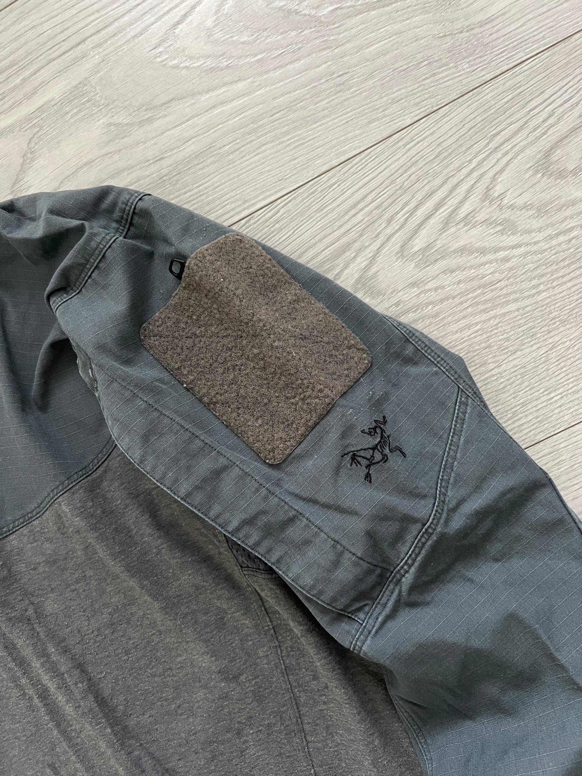 Arcteryx LEAF Assault AR Combat Shirt Wolf Grey - Size S & XL