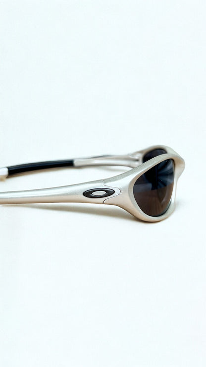 Oakley 2000 Twenty XX Sunglasses in FMJ/Black