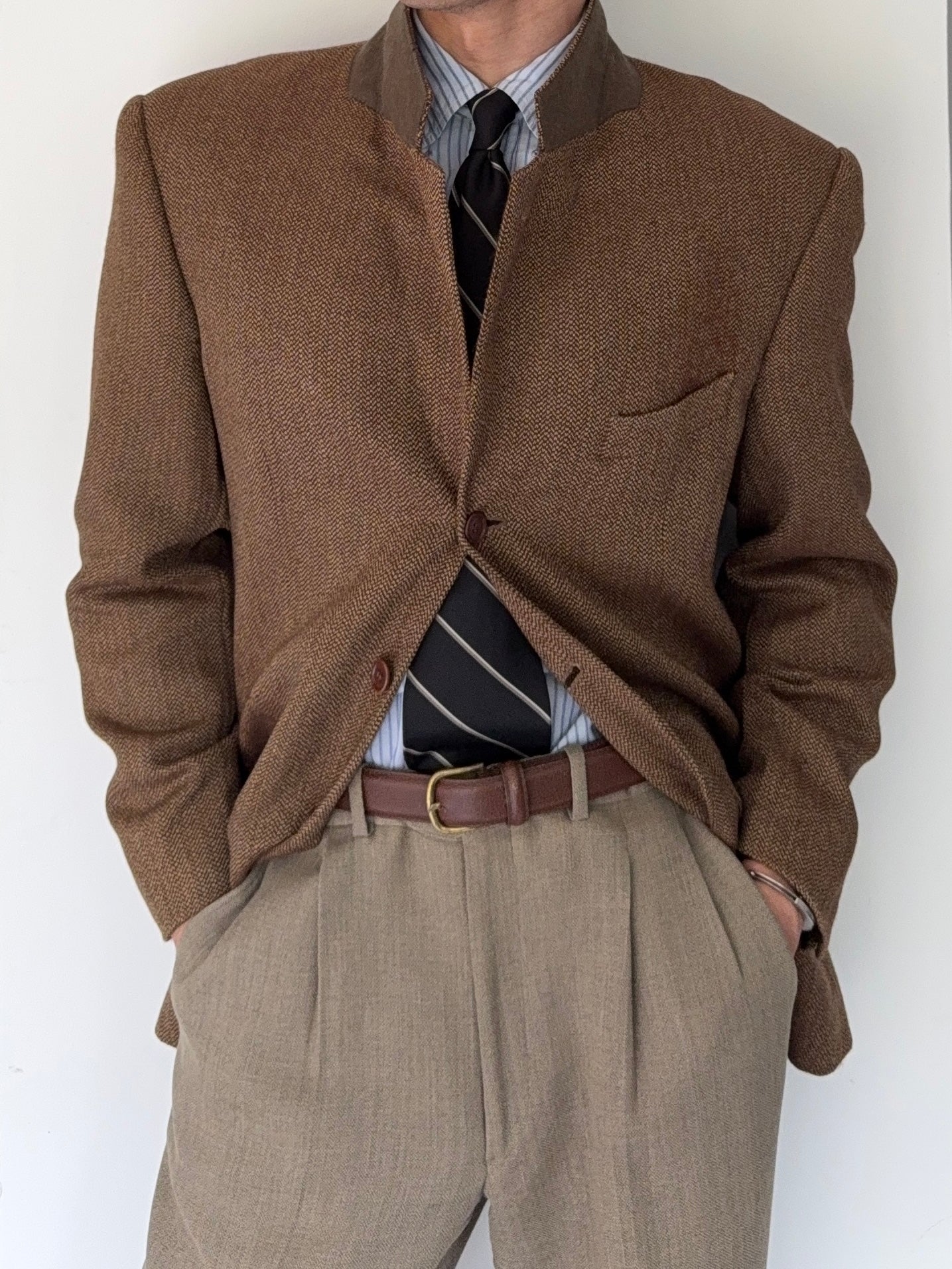 Valentino 1980s Micro Herringbone 3B Tobacco Brown Wool Sports Blazer Jacket - Size L