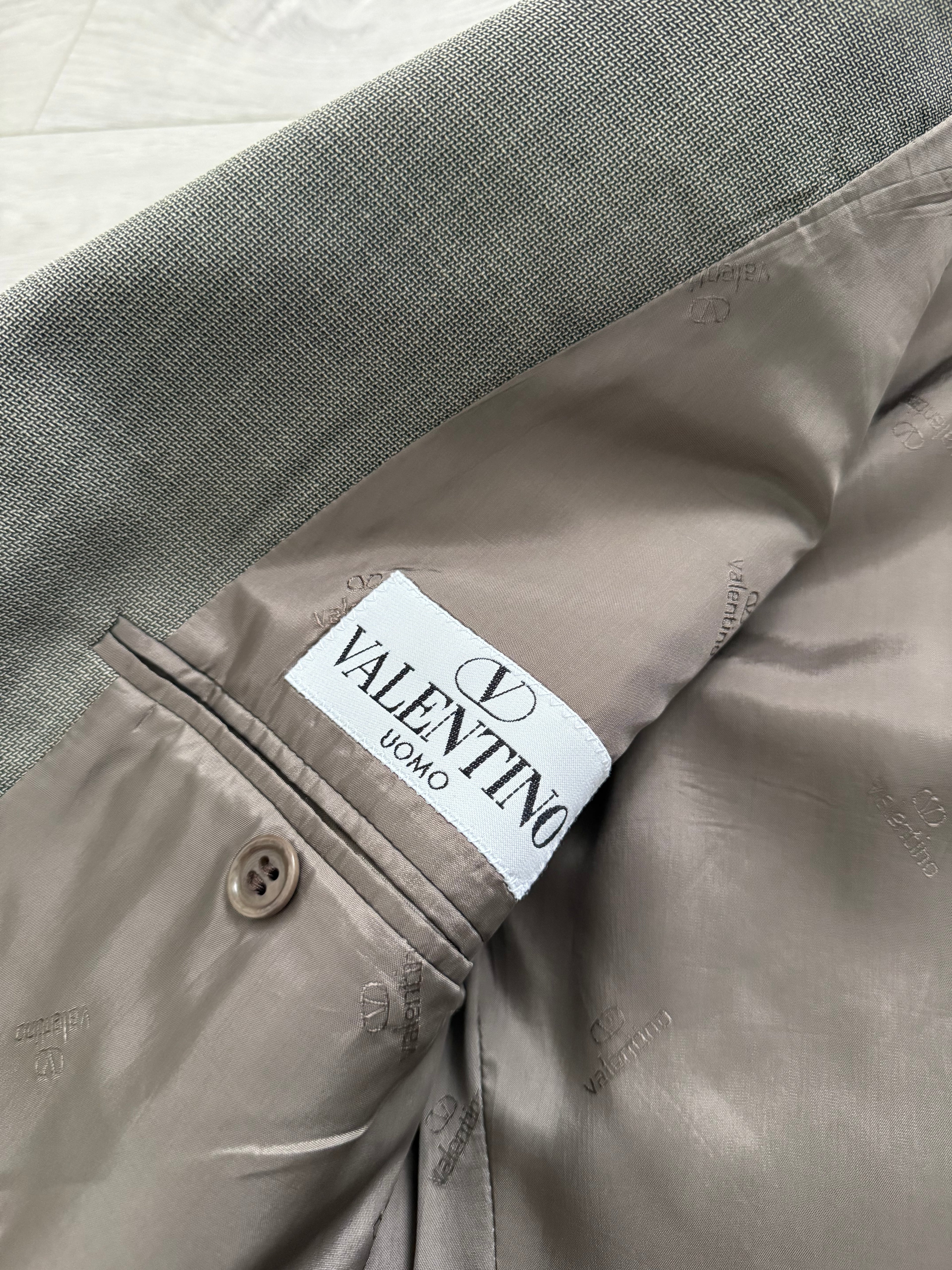 Valentino 1980s 6B Double Breasted Wool Power Suit in Taupe Olive - Size M Jacket / 32" Waist