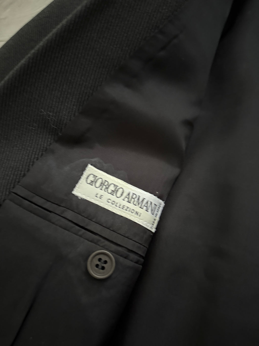 Giorgio Armani 1980s Double Breasted Pleated Wool Suit Black New - Size L Jacket / 32" Waist