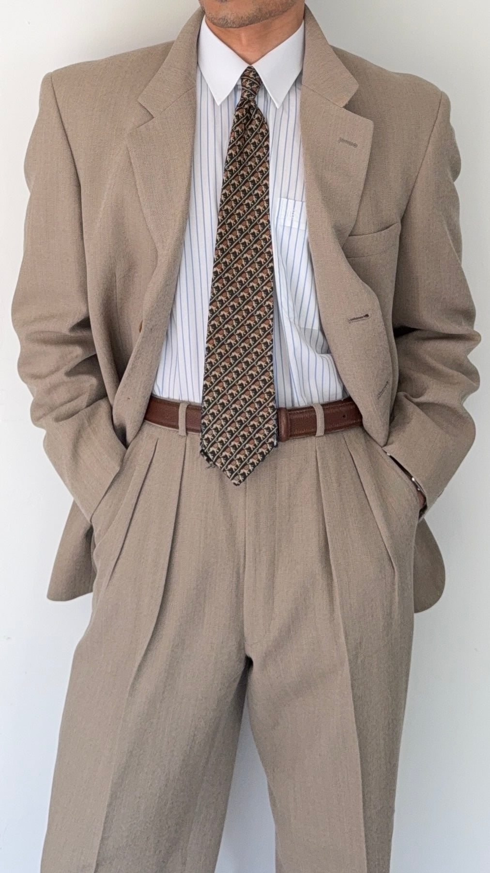 Paul Smith 1990s 3B Double Pleat Crepe Weave Wool Suit Stone Beige - Size L Jacket / 31" Waist