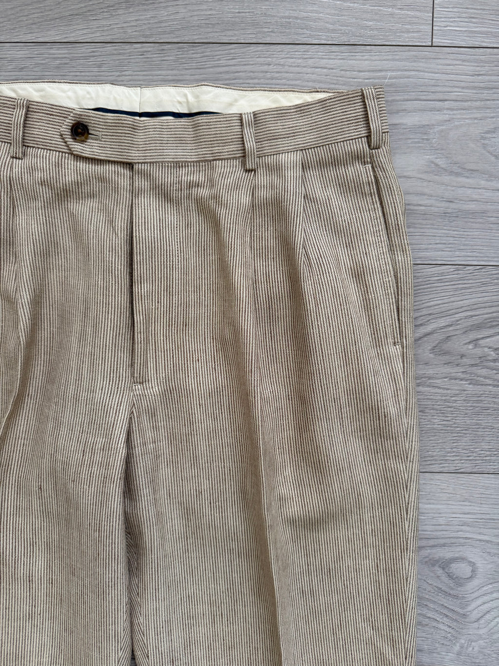 Brooks Brothers 1990s Pleated Wool Silk Linen Seersucker Beige Pants - Size 34" Waist