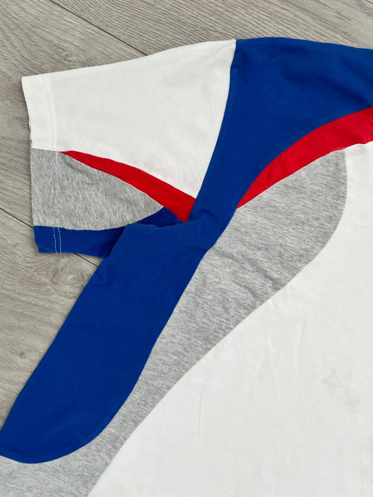 Comme Des Garcons Shirt 2007 Curve Panelled Tech T-Shirt - Size M