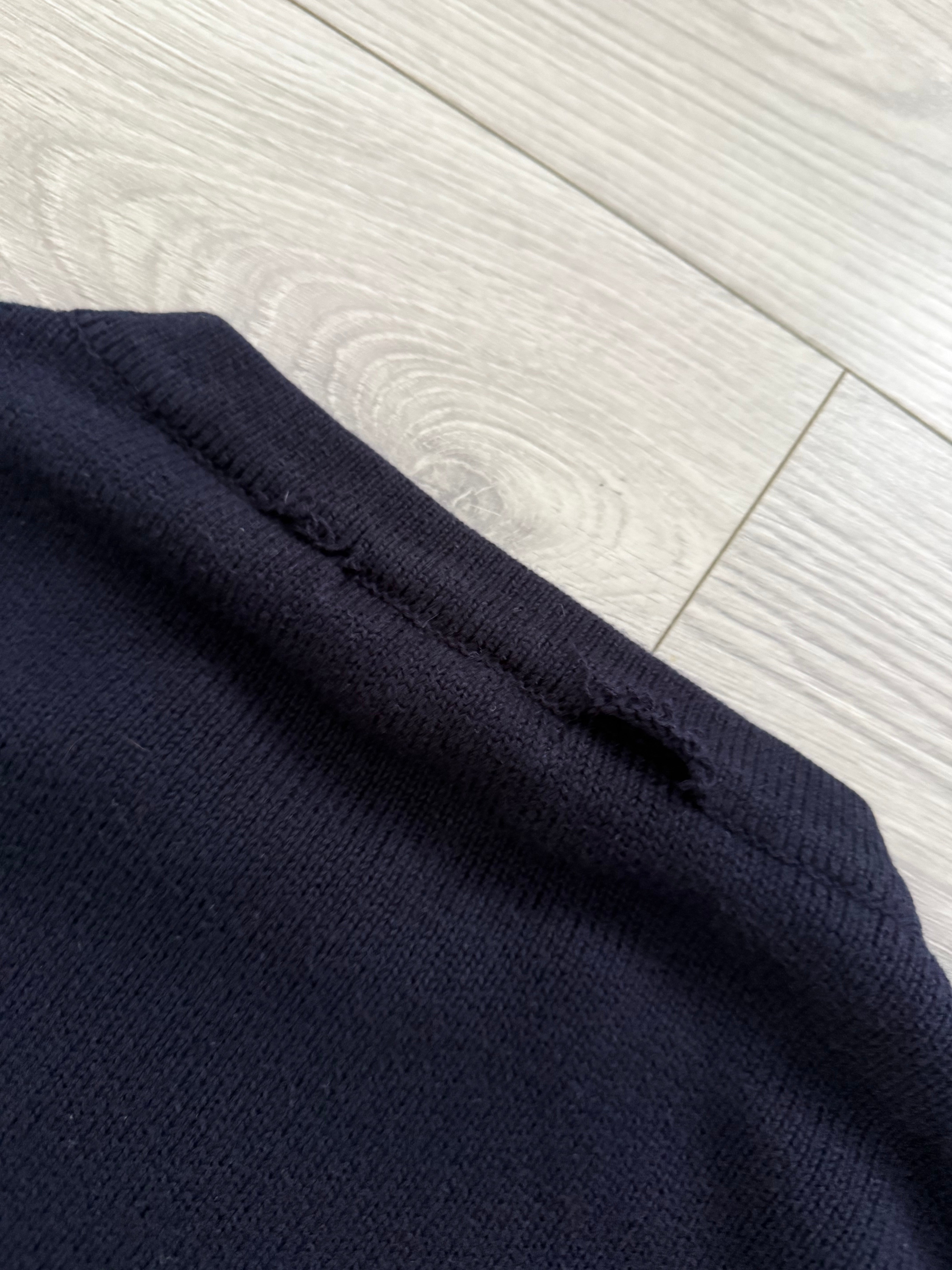 Emporio Armani 1990s Navy Knit Sweater - Size M – NDWC0 Shop