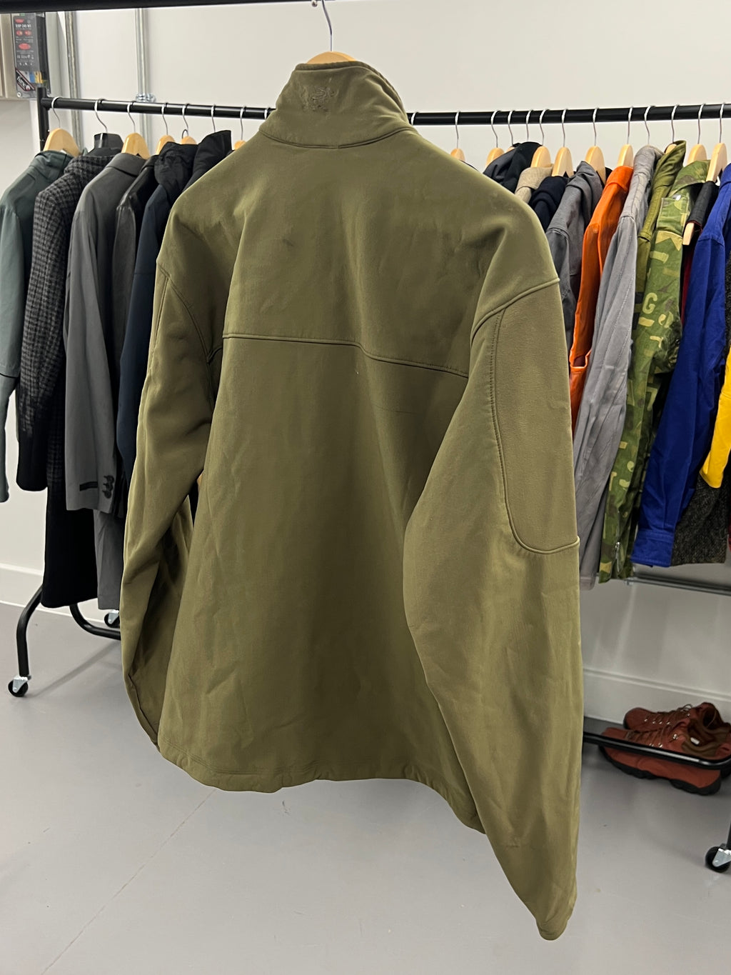 Arcteryx LEAF Gen 1 Bravo Softshell Fleece Lined Utility Jacket Coyote Green - Size L