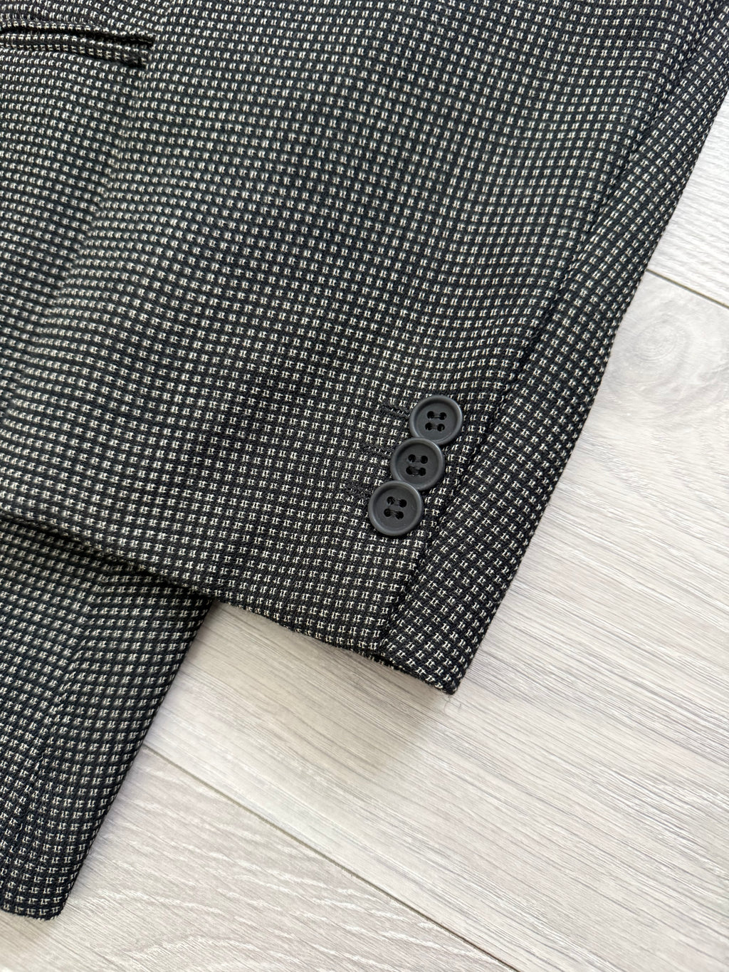 Giorgio Armani 1980s Peaked Lapel Double Breasted Textured Wool Sports Jacket Blazer - Size XXL