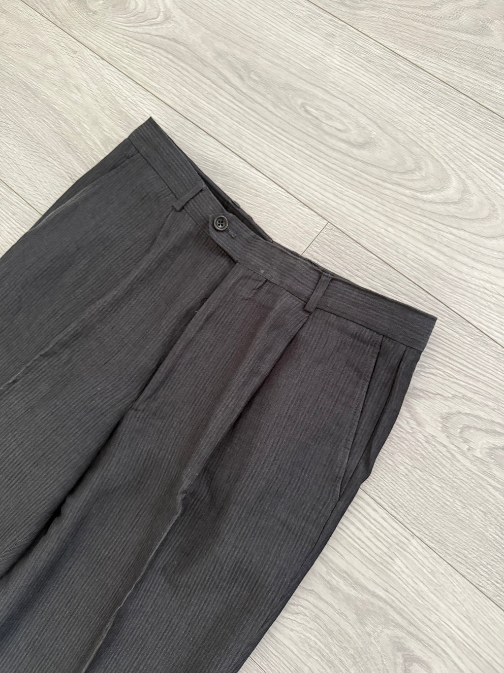 Armani 1990s Pleated Linen Blend Suit - Size S Jacket / 30" Waist