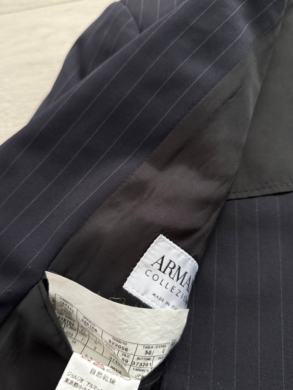 Armani 1990s Pleated 3B Striped Navy Wool Suit - Size M Jacket / 38" Waist